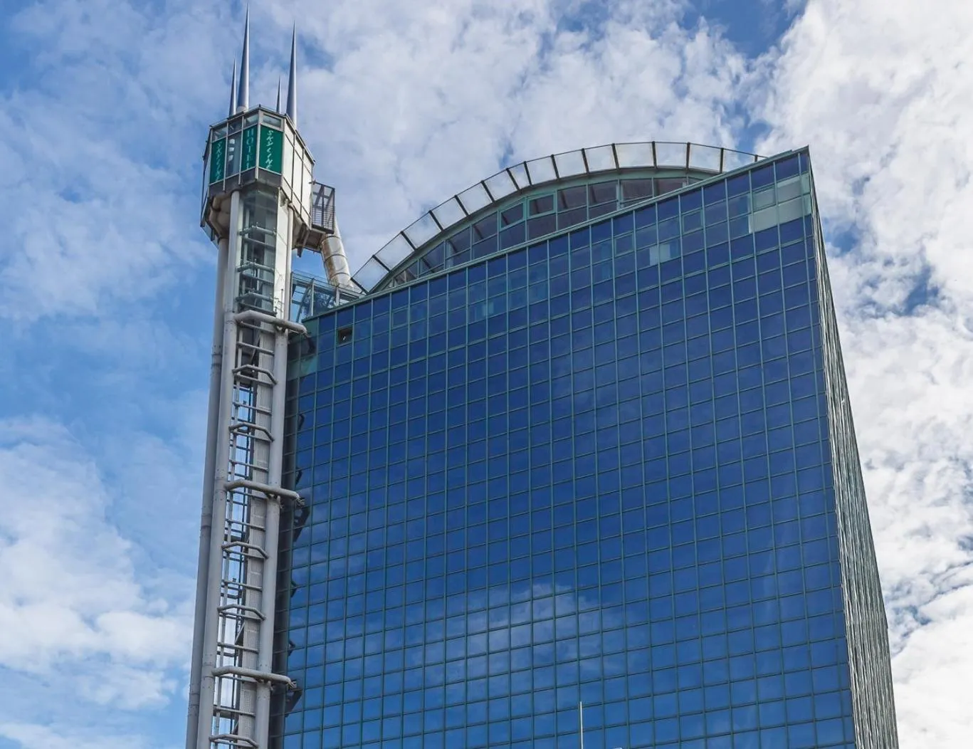 Property building in MY Parkhotel by AR Hotels