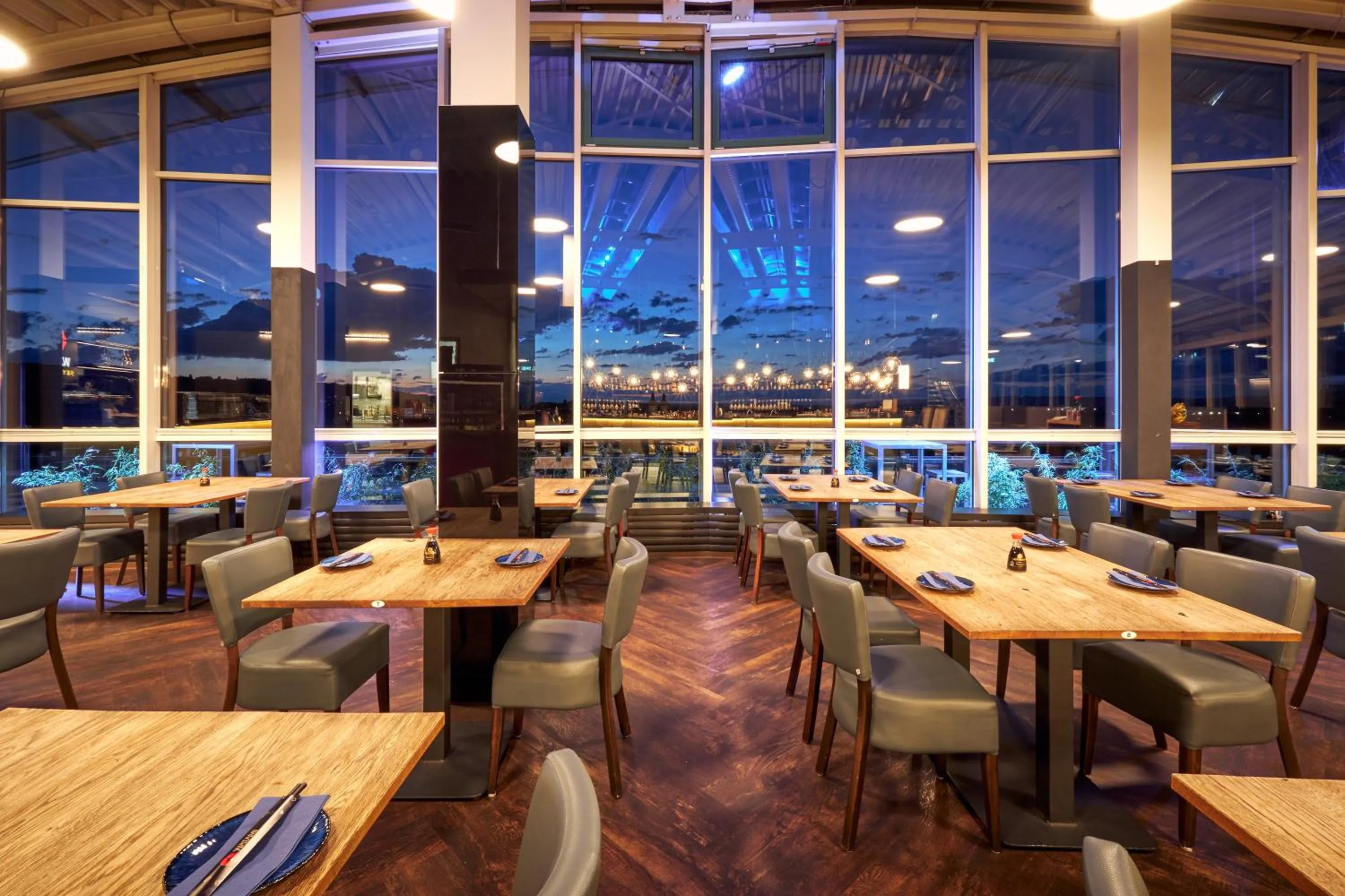 Restaurant/places to eat in MY Parkhotel by AR Hotels