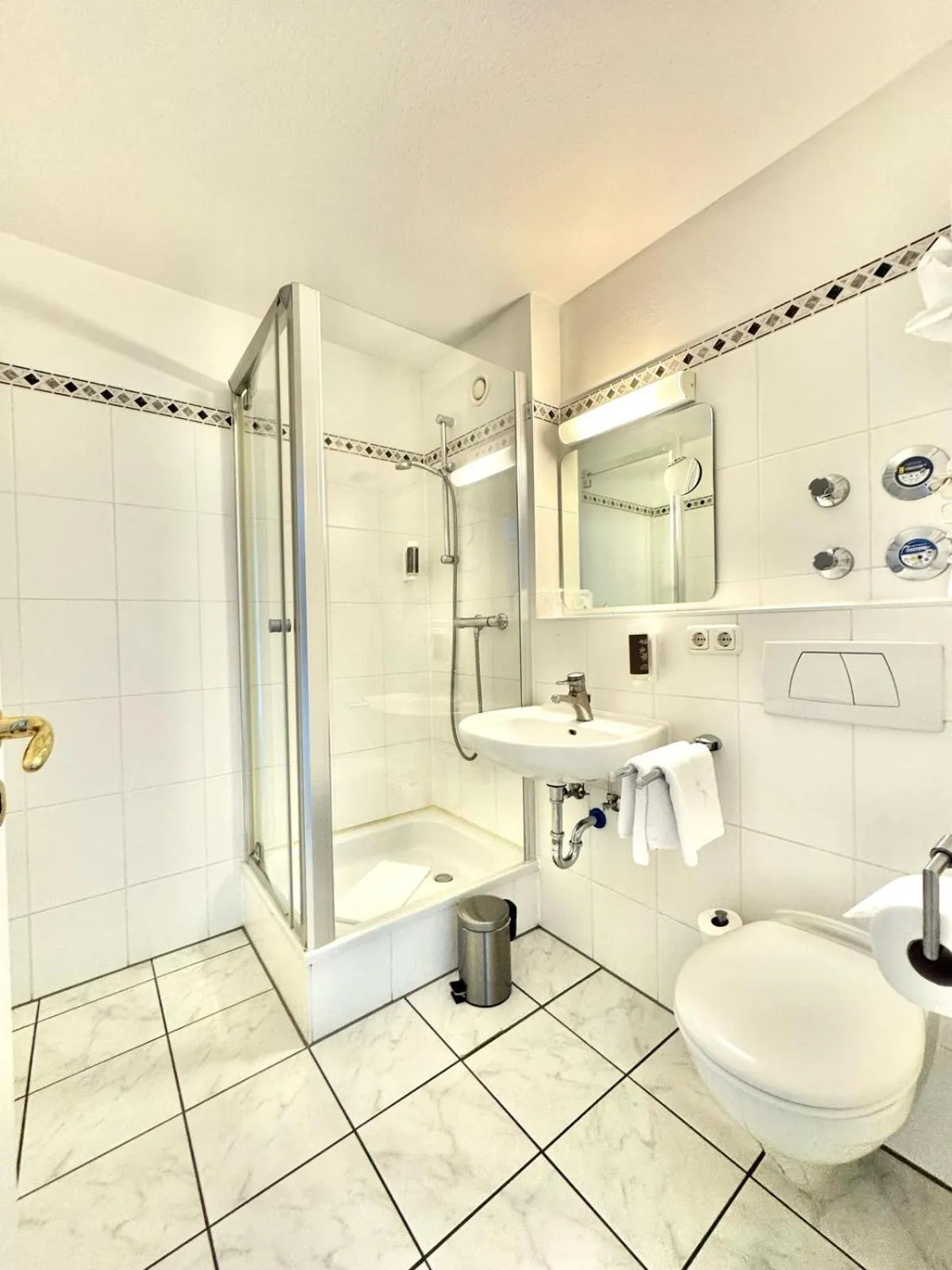 Bathroom in MY Parkhotel by AR Hotels