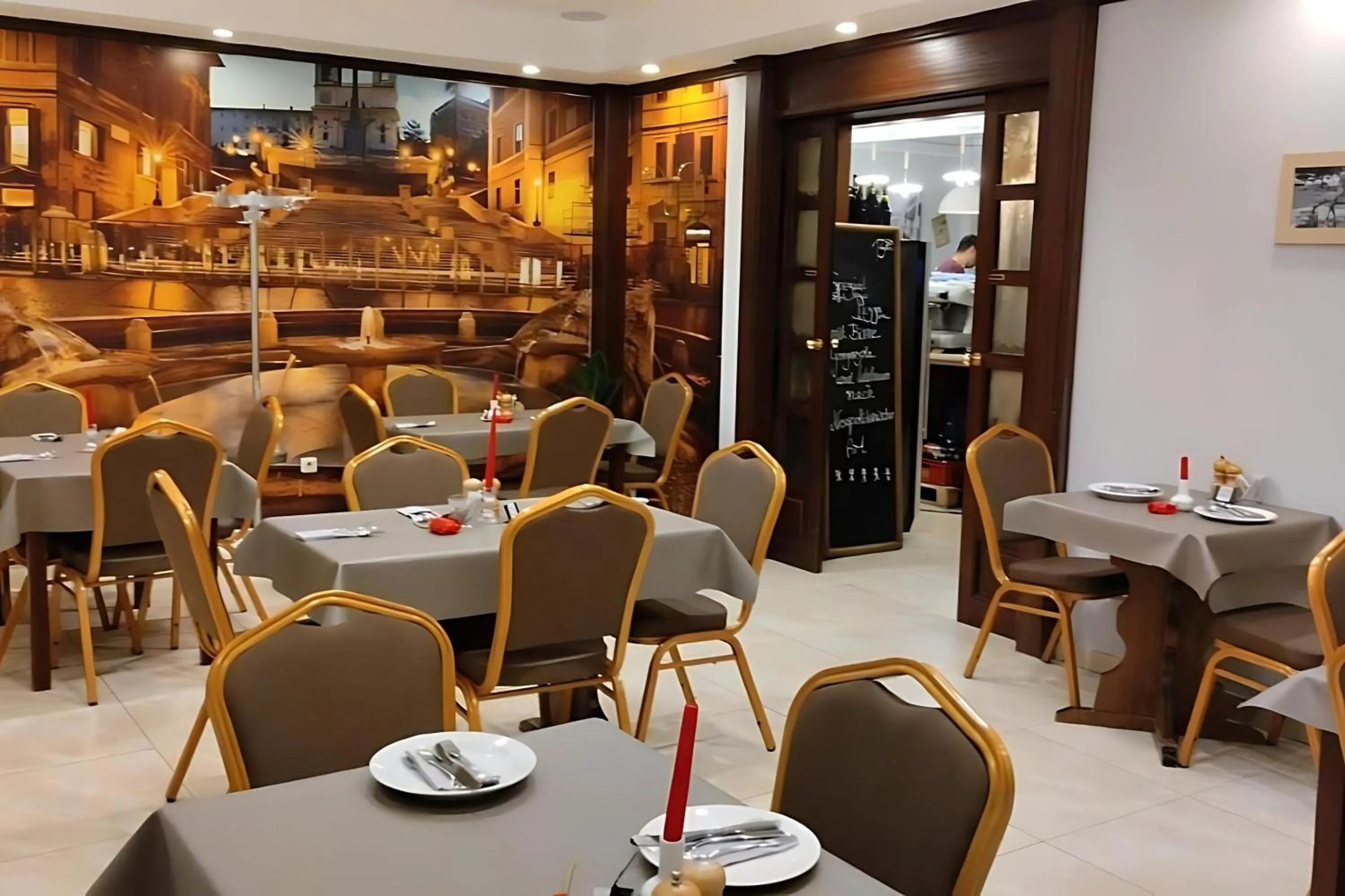 Restaurant/places to eat in Parkhotel Goldlinde
