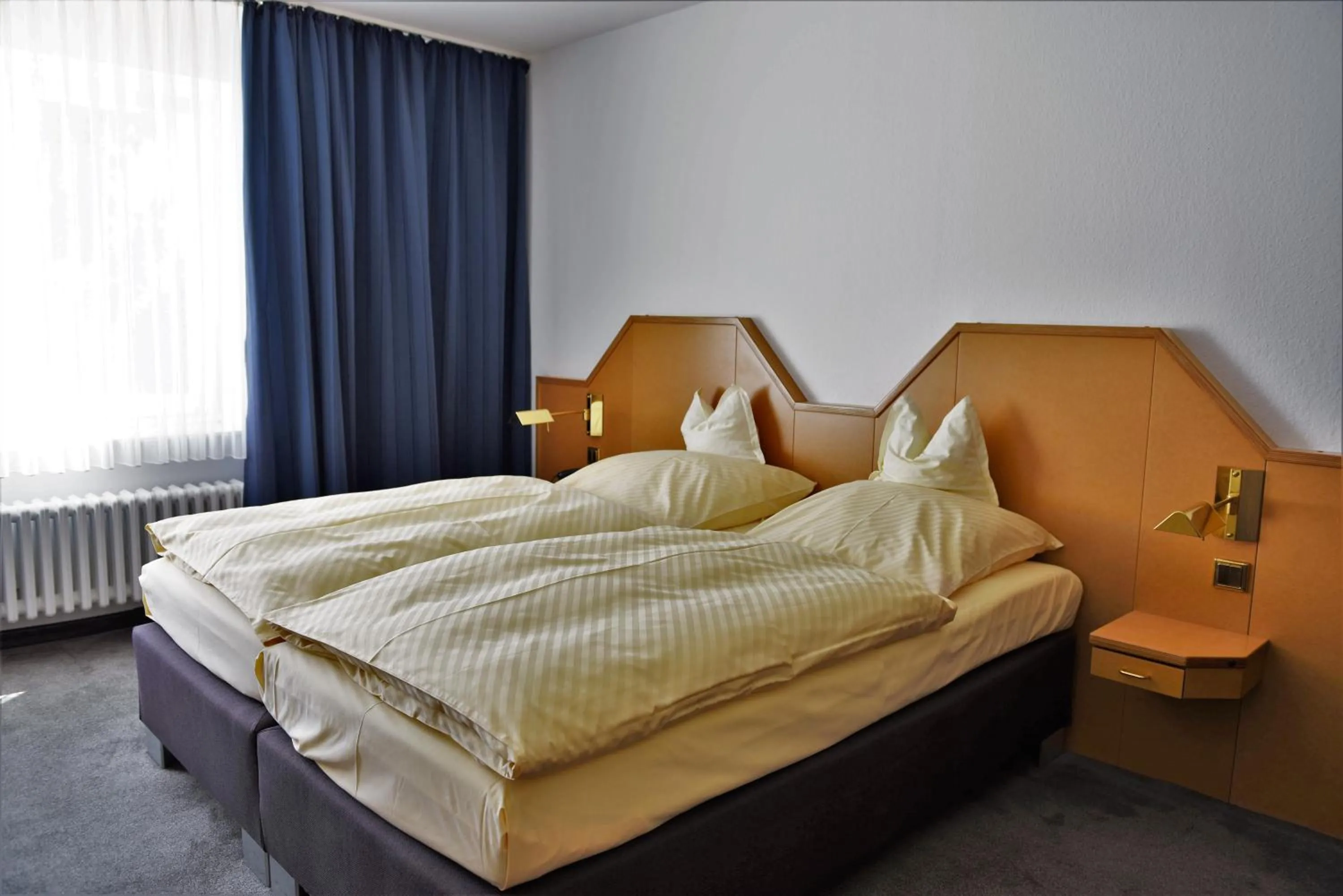 Bed in Parkhotel Goldlinde