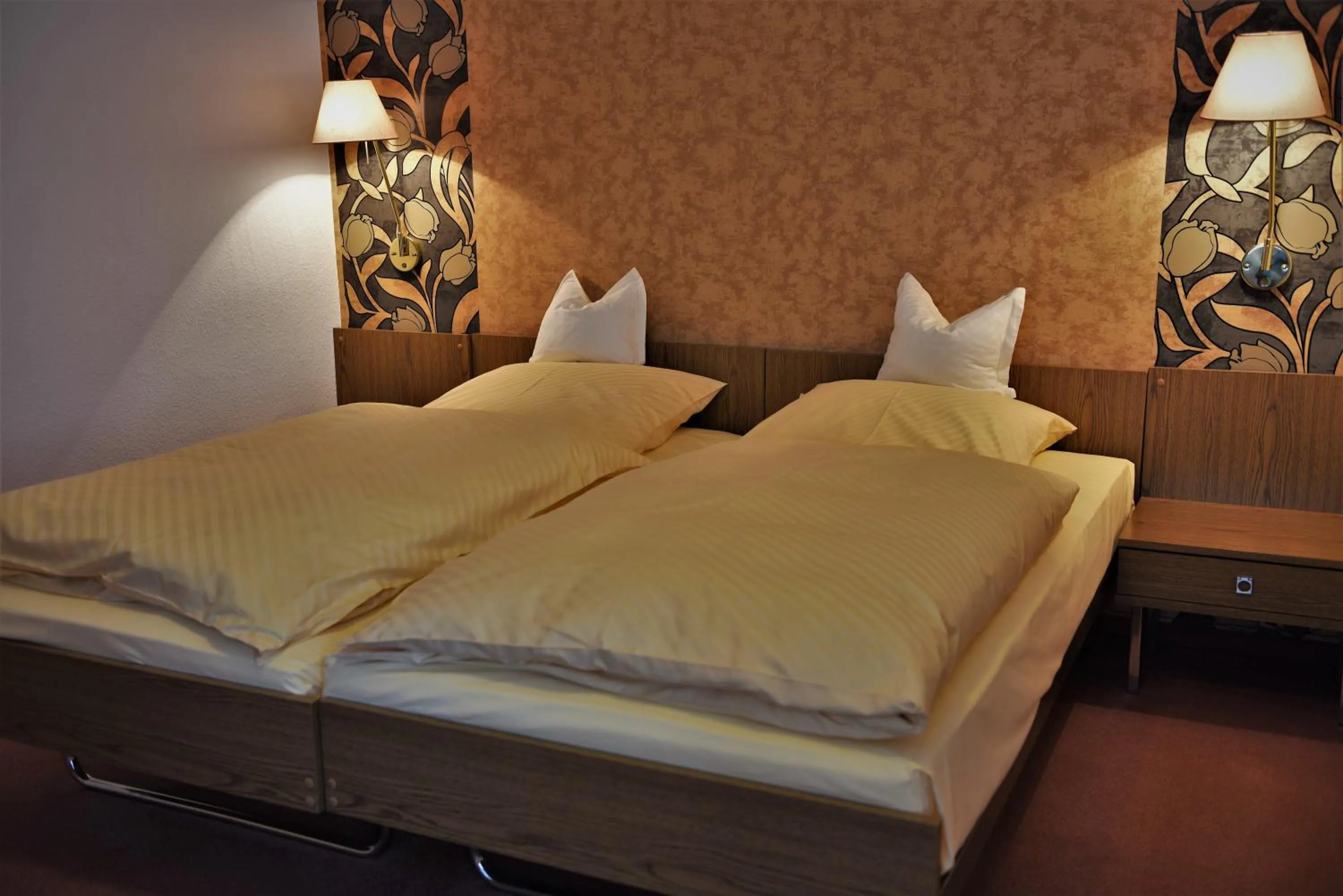 Bed in Parkhotel Goldlinde