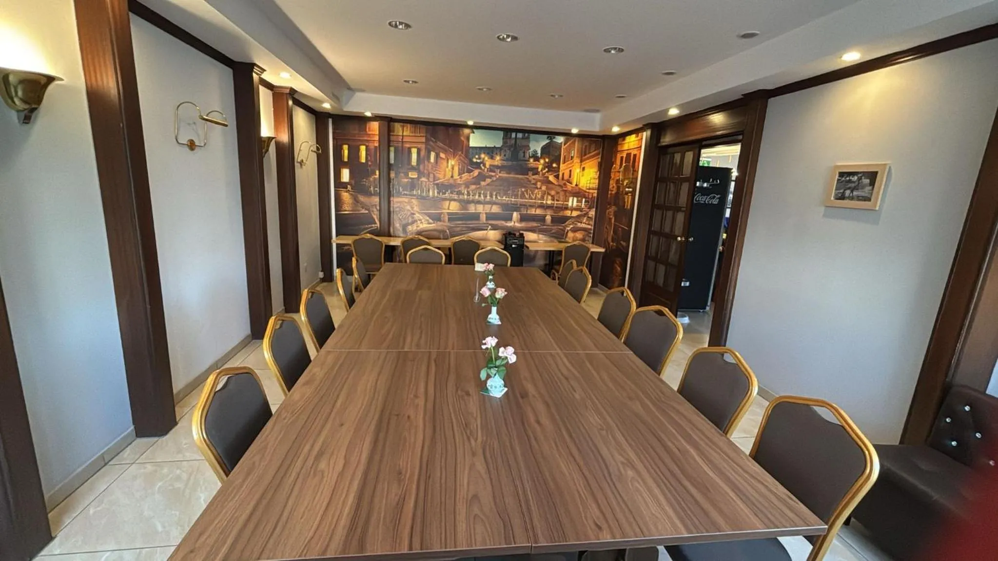 Restaurant/places to eat in Parkhotel Goldlinde