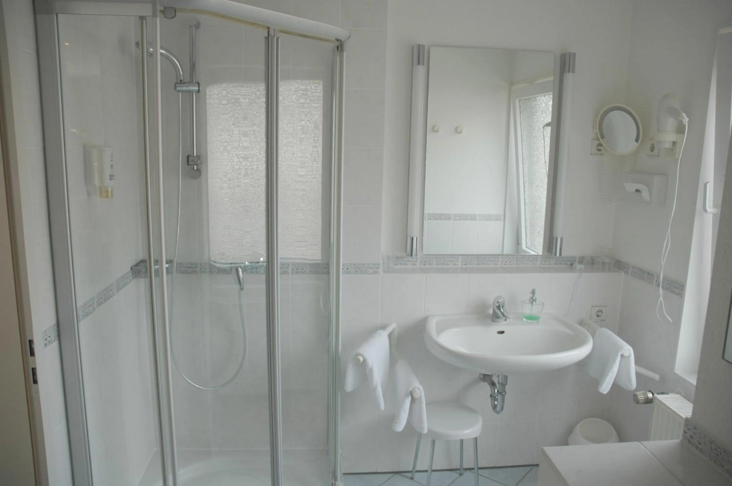 Bathroom in Parkhotel Goldlinde