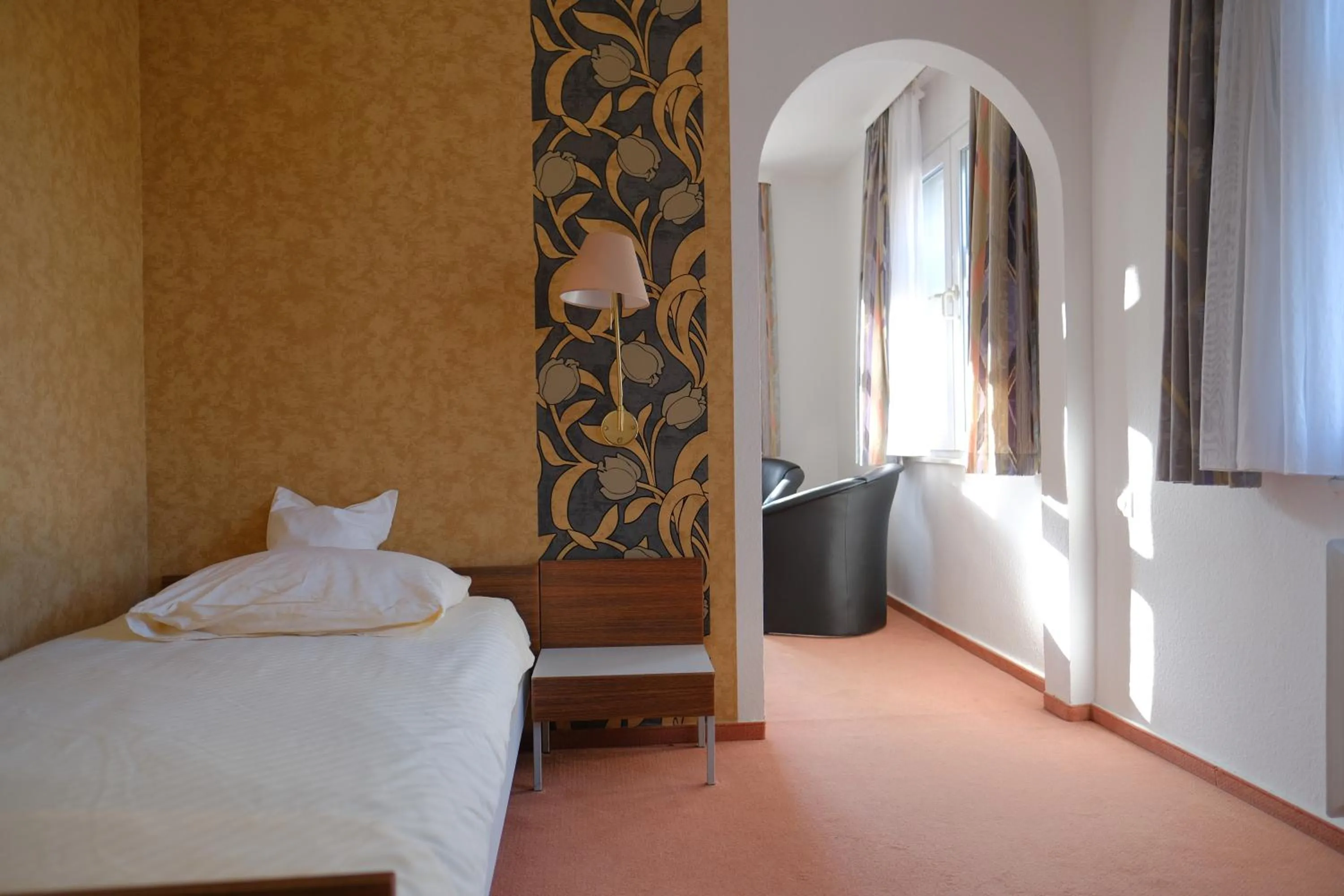 Bed in Parkhotel Goldlinde