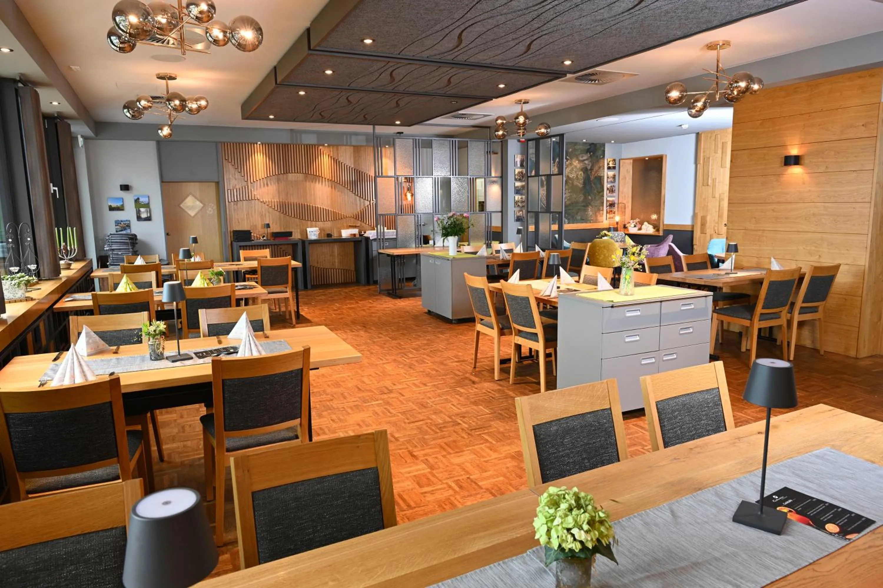 Restaurant/places to eat in Hotel Kiekenstein