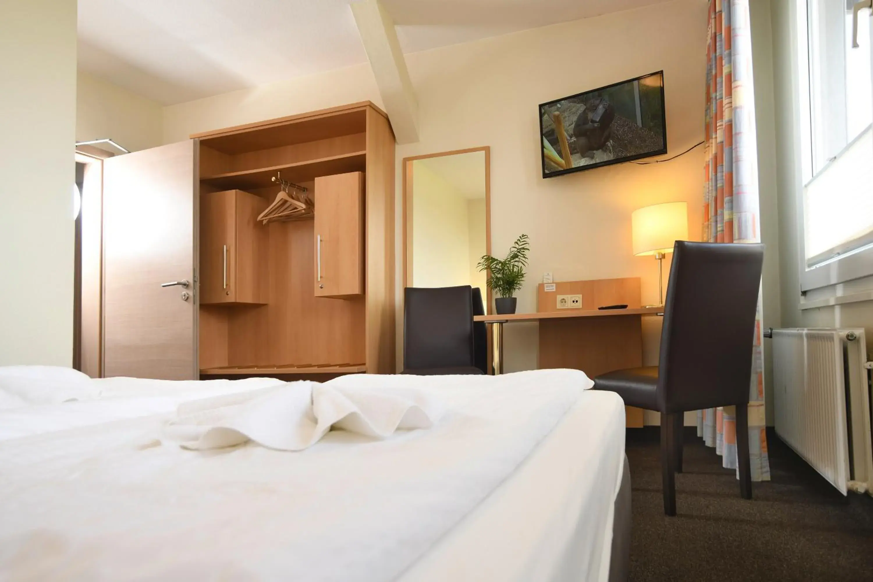 Twin Room (1-2 Adults) - single occupancy in Hotel Kiekenstein Twin Room (1-2 Adults) - single occupancy in Hotel Kiekenstein