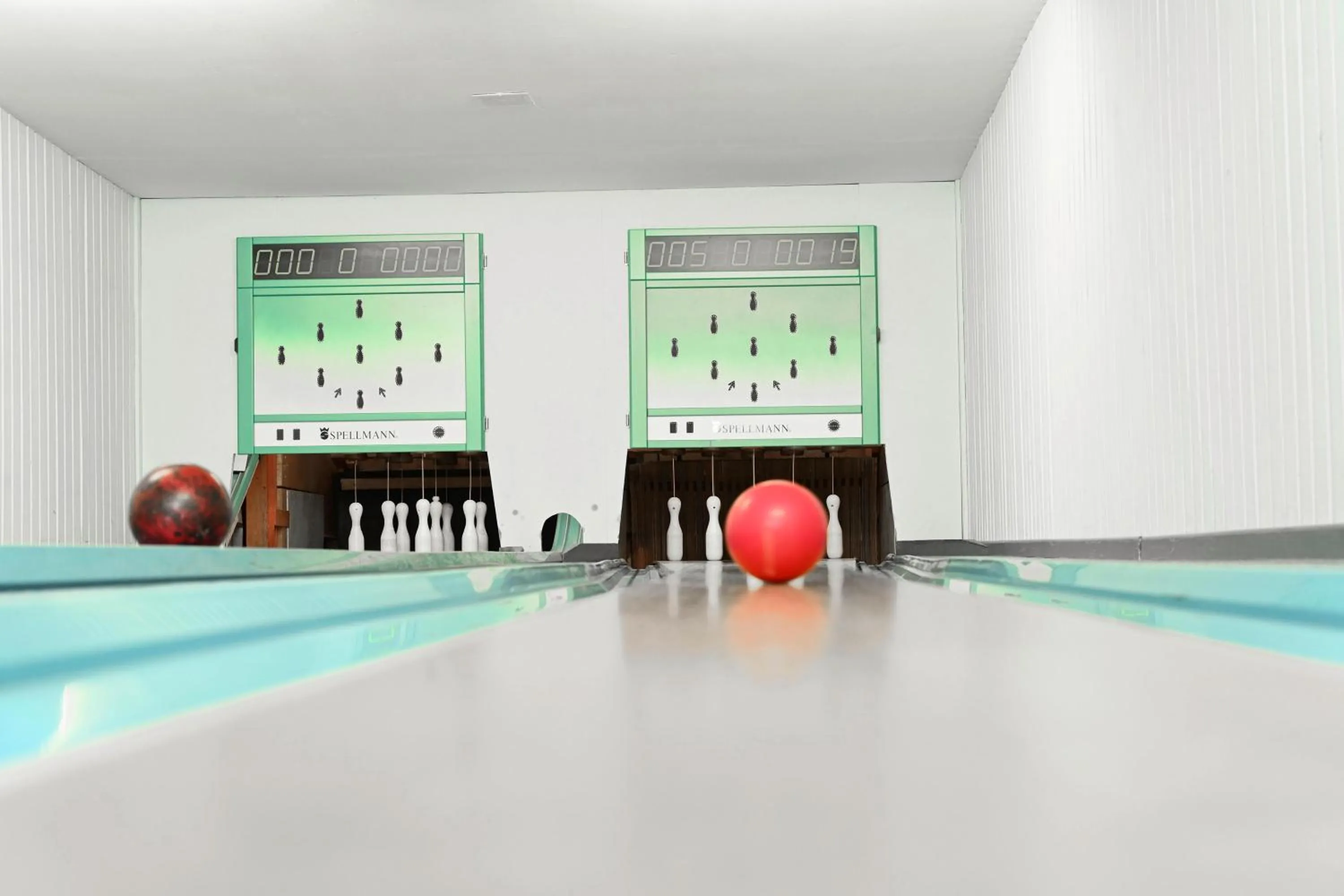 Bowling in Hotel Kiekenstein