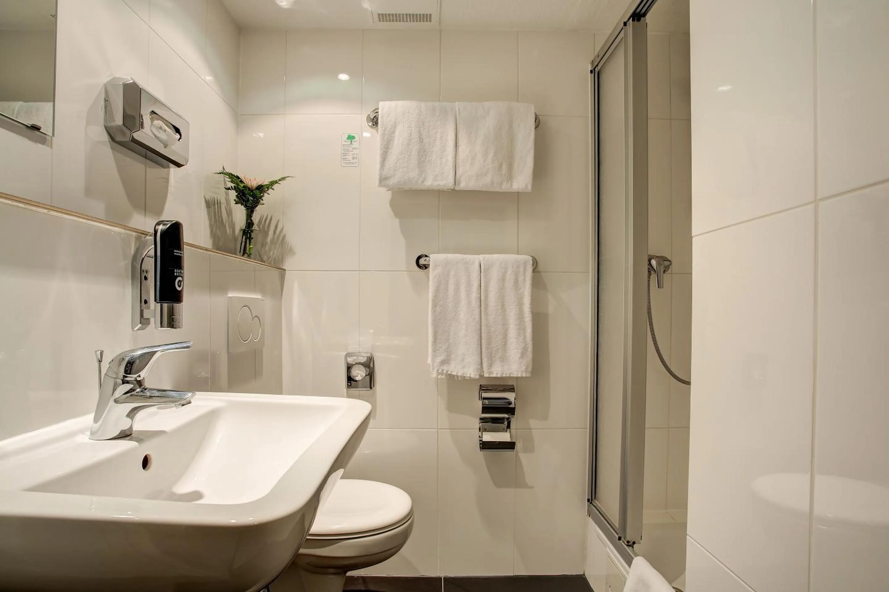 Bathroom in Boutique 003 Köln City am Dom, Trademark Collection by Wyndham