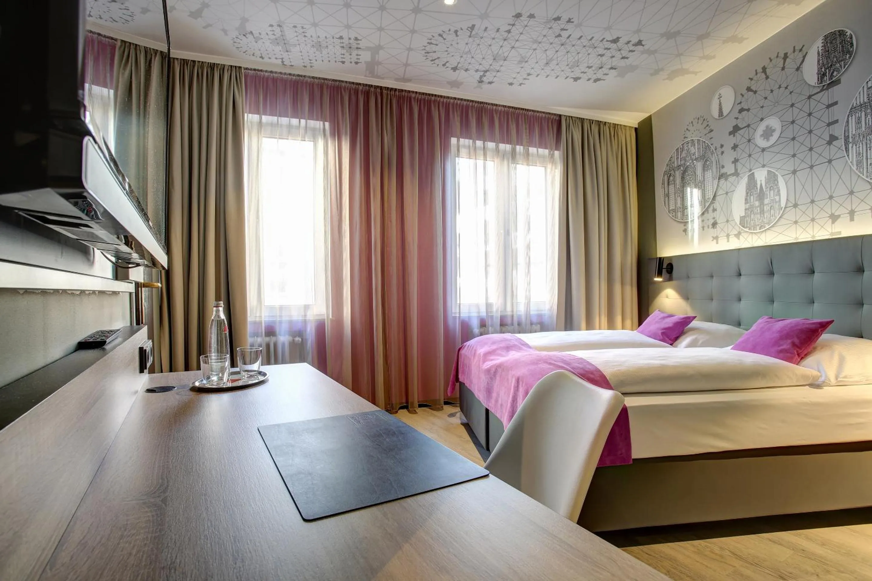 Photo of the whole room, Bed in Boutique 003 Köln City am Dom, Trademark Collection by Wyndham