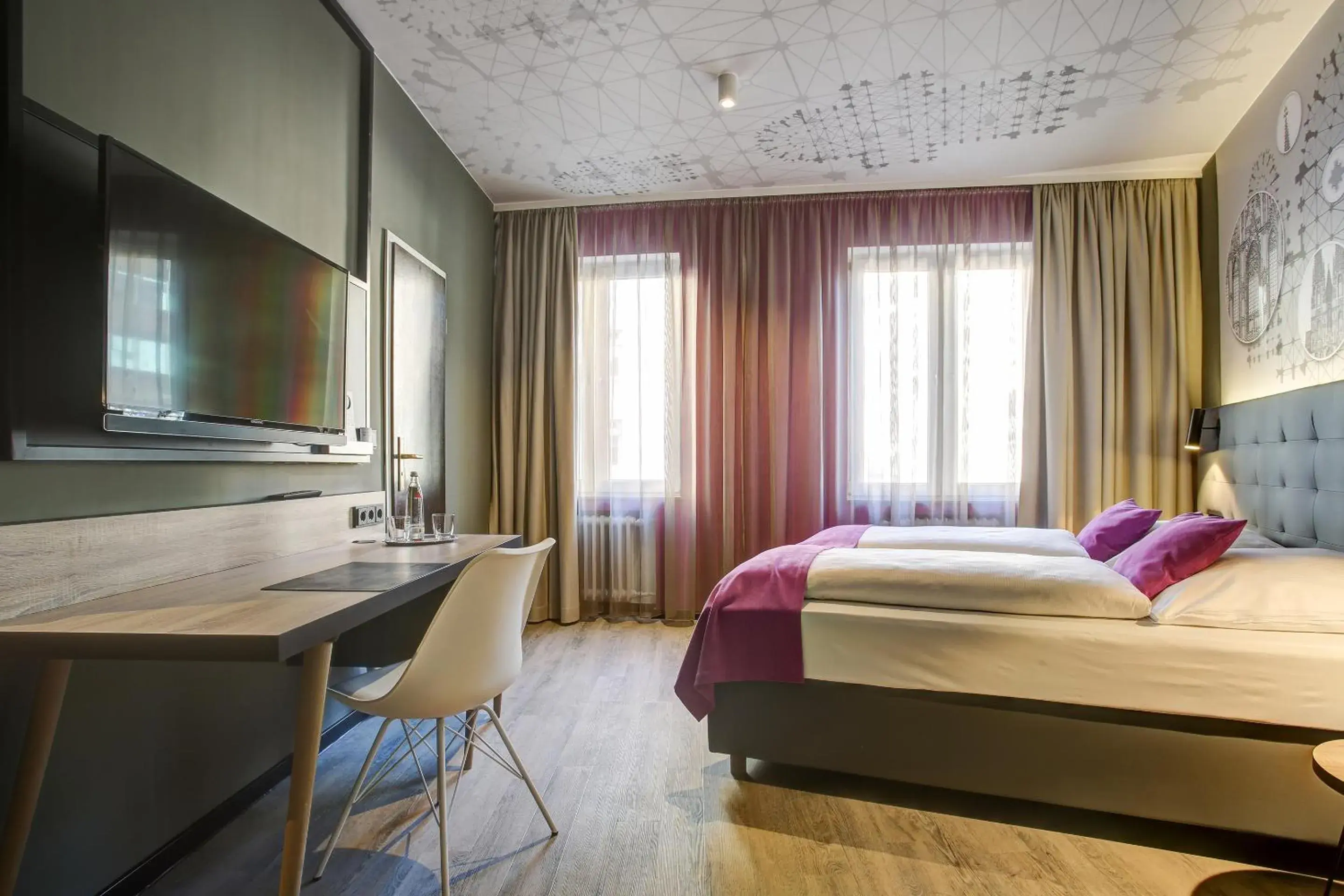 Photo of the whole room, Bed in Boutique 003 Köln City am Dom, Trademark Collection by Wyndham Photo of the whole room, Bed in Boutique 003 Köln City am Dom, Trademark Collection by Wyndham