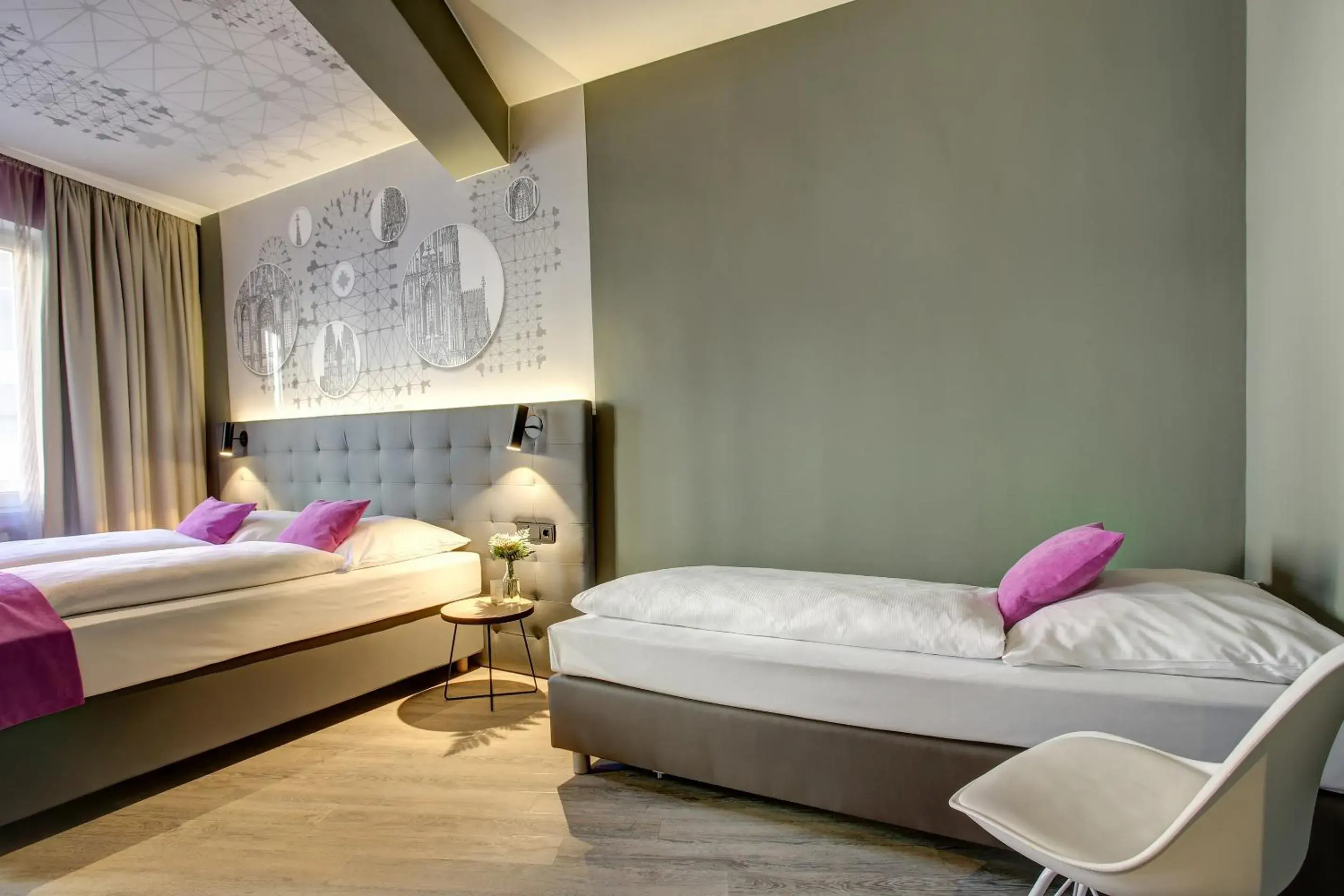 Photo of the whole room, Bed in Boutique 003 Köln City am Dom, Trademark Collection by Wyndham Photo of the whole room, Bed in Boutique 003 Köln City am Dom, Trademark Collection by Wyndham