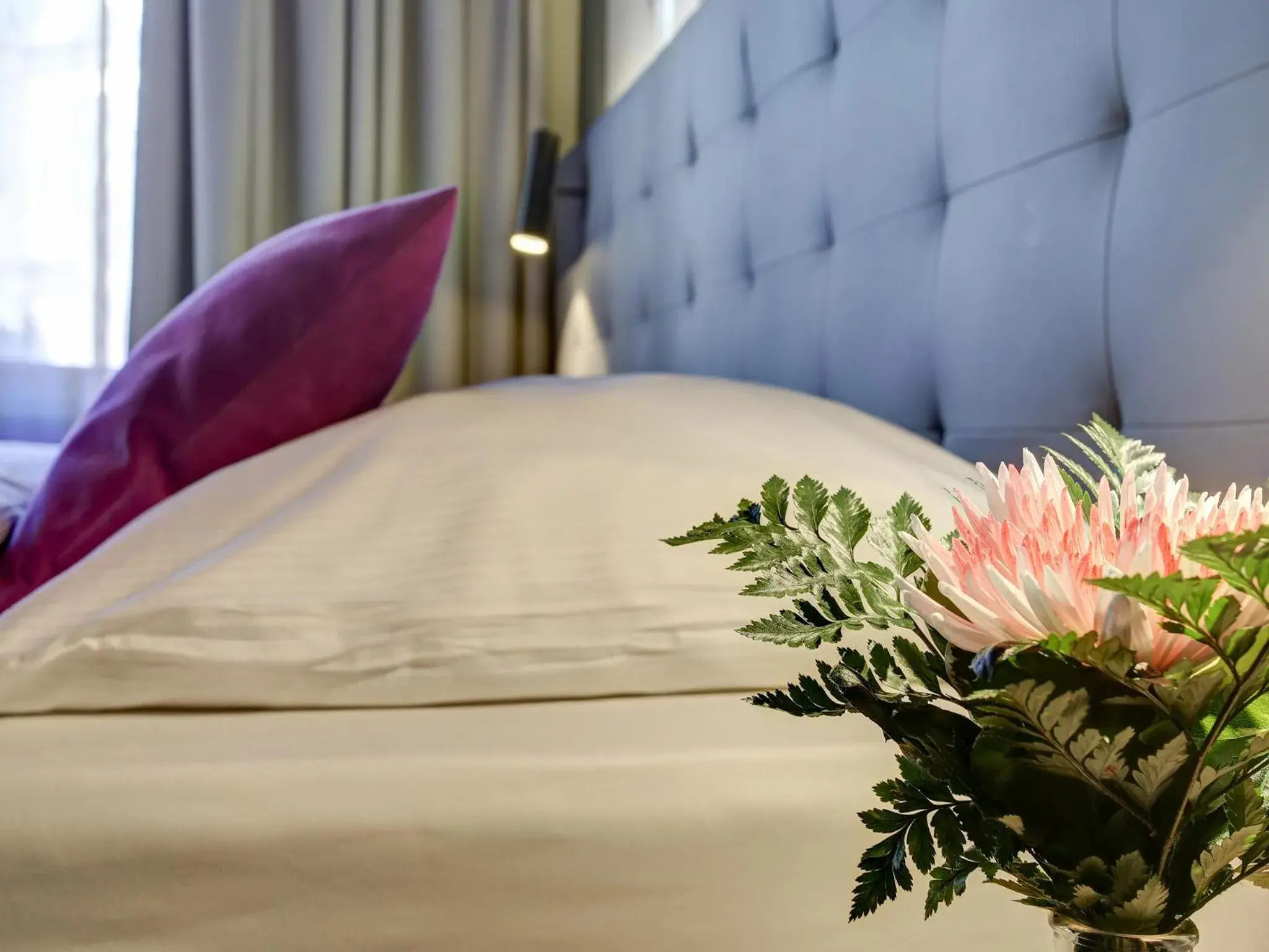 Decorative detail, Bed in Boutique 003 Köln City am Dom, Trademark Collection by Wyndham Decorative detail, Bed in Boutique 003 Köln City am Dom, Trademark Collection by Wyndham