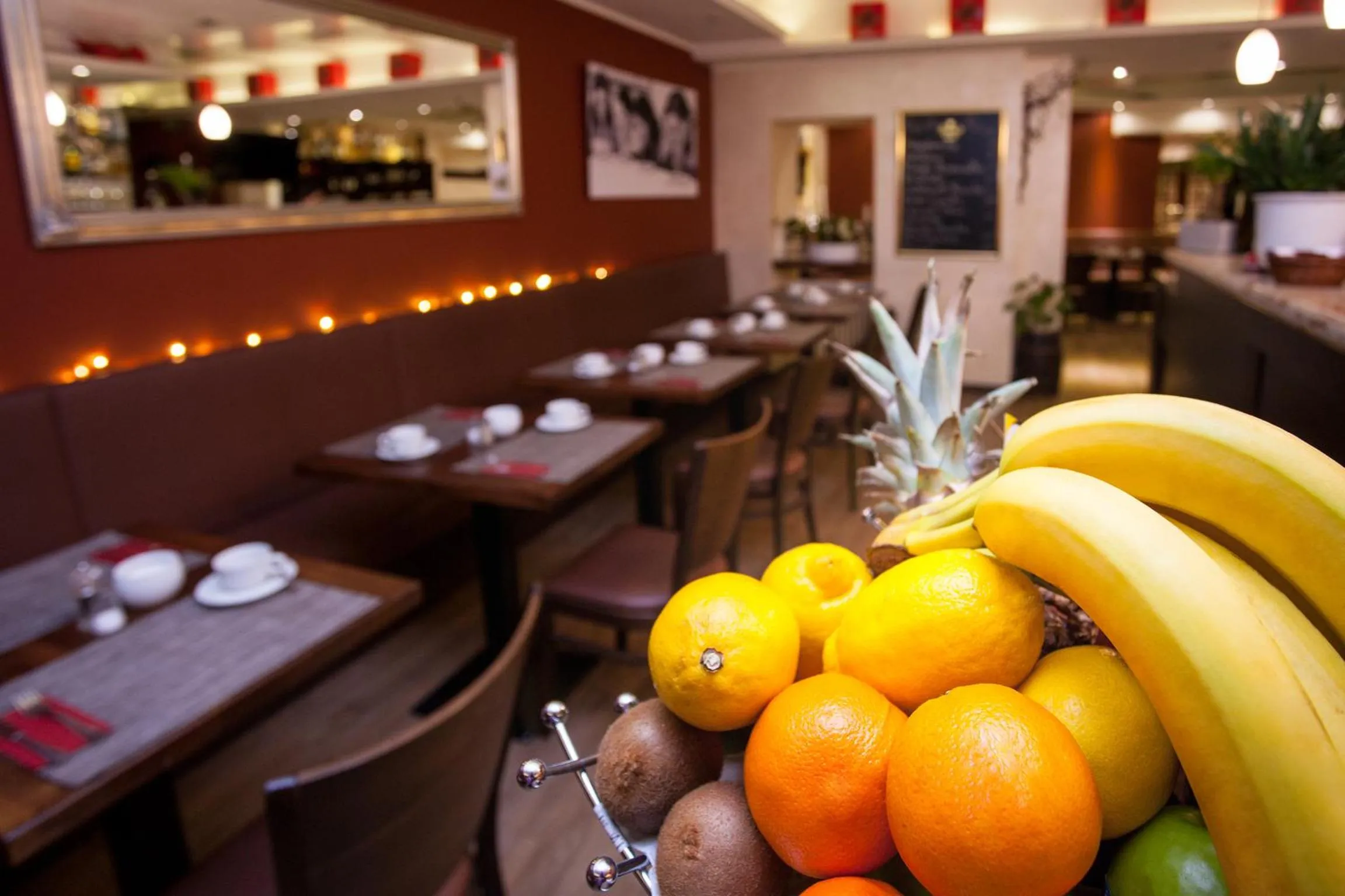 Breakfast in Boutique 003 Köln City am Dom, Trademark Collection by Wyndham