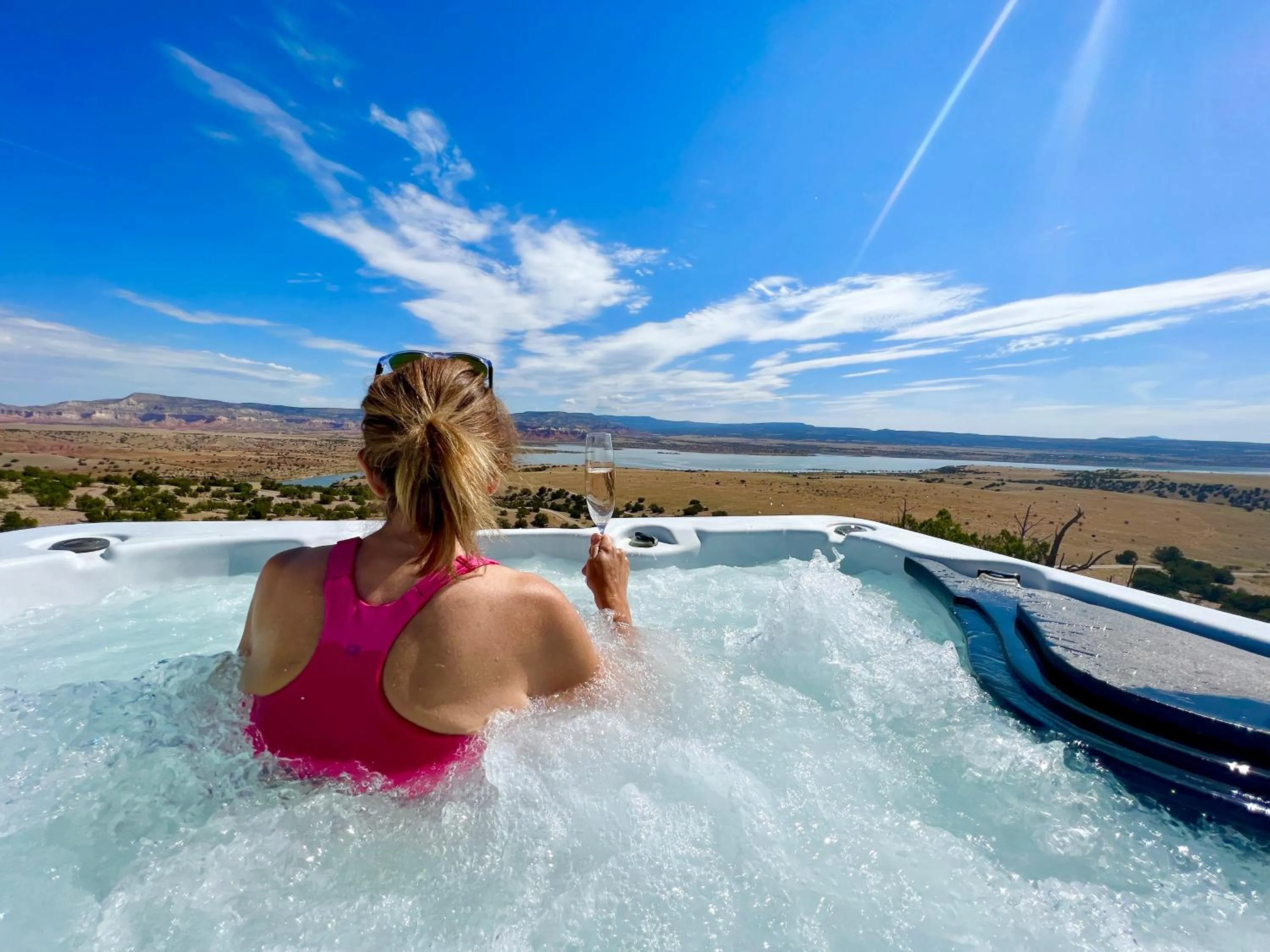 Hot Tub in The Grand Hacienda Inn with Breakfast