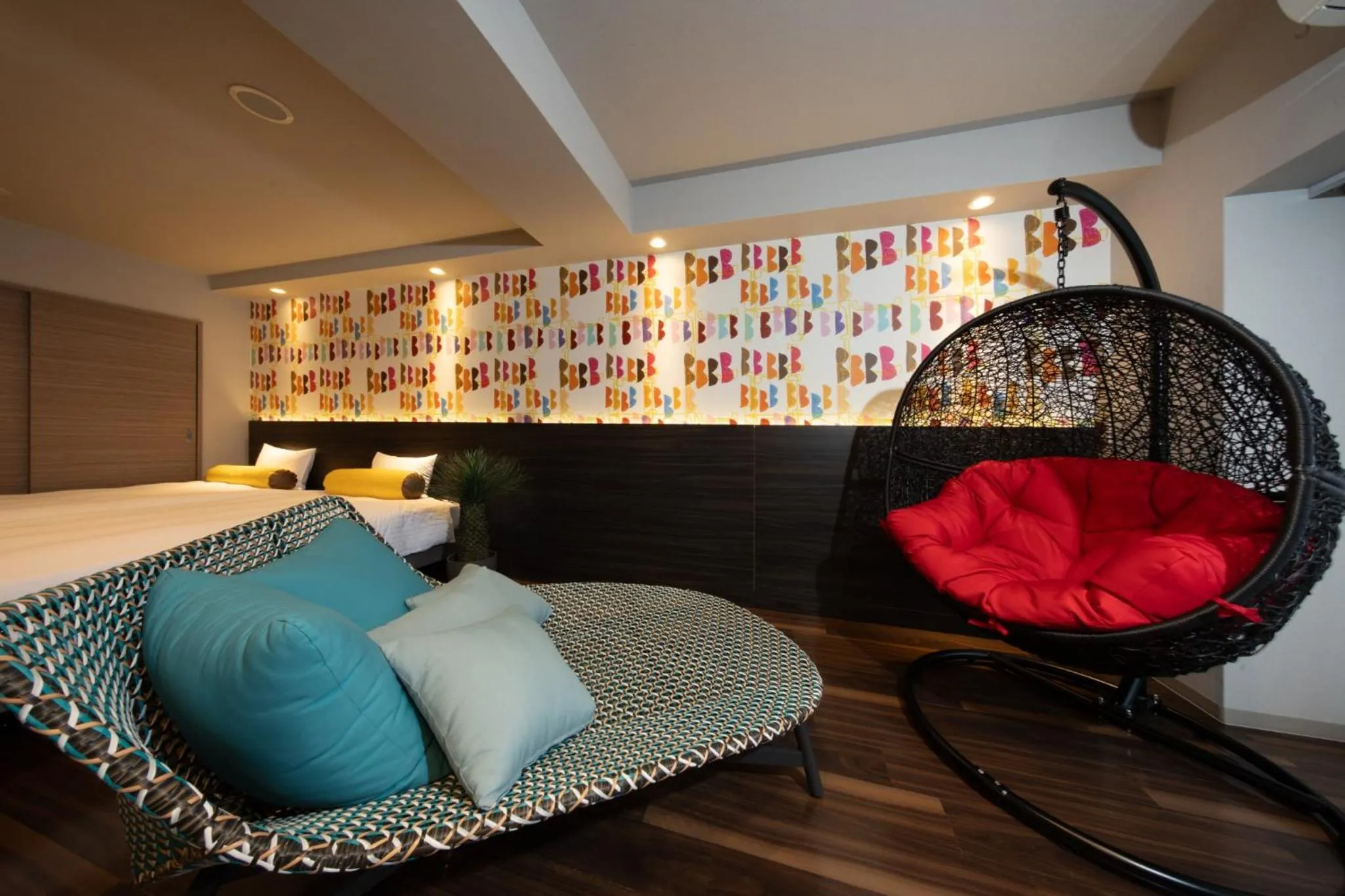 Photo of the whole room, Bed in Doutonbori Crystal Exe