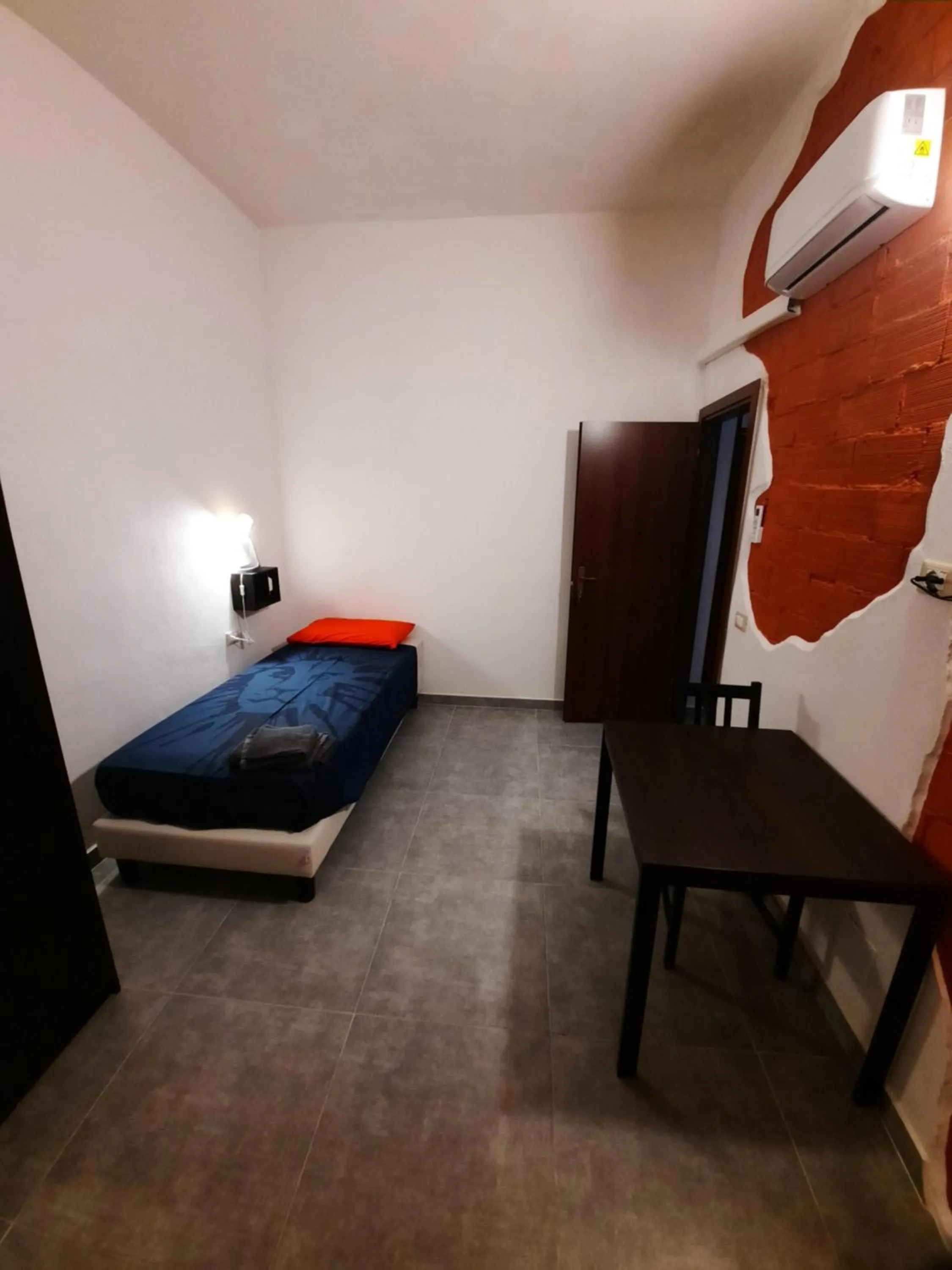 Bedroom, Bed in B&B Confine