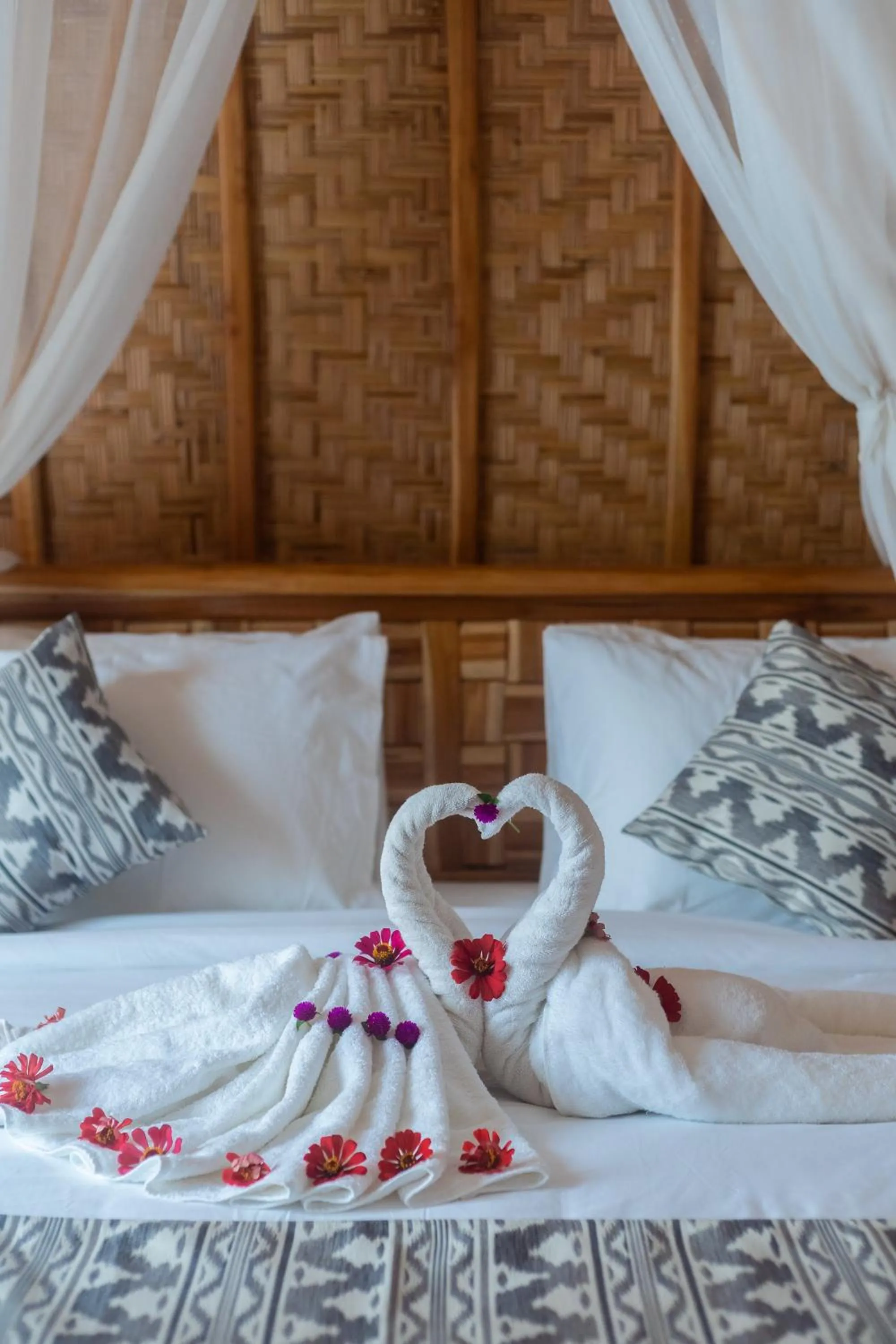 Bed in Penida Sunset Ocean View Bungalows