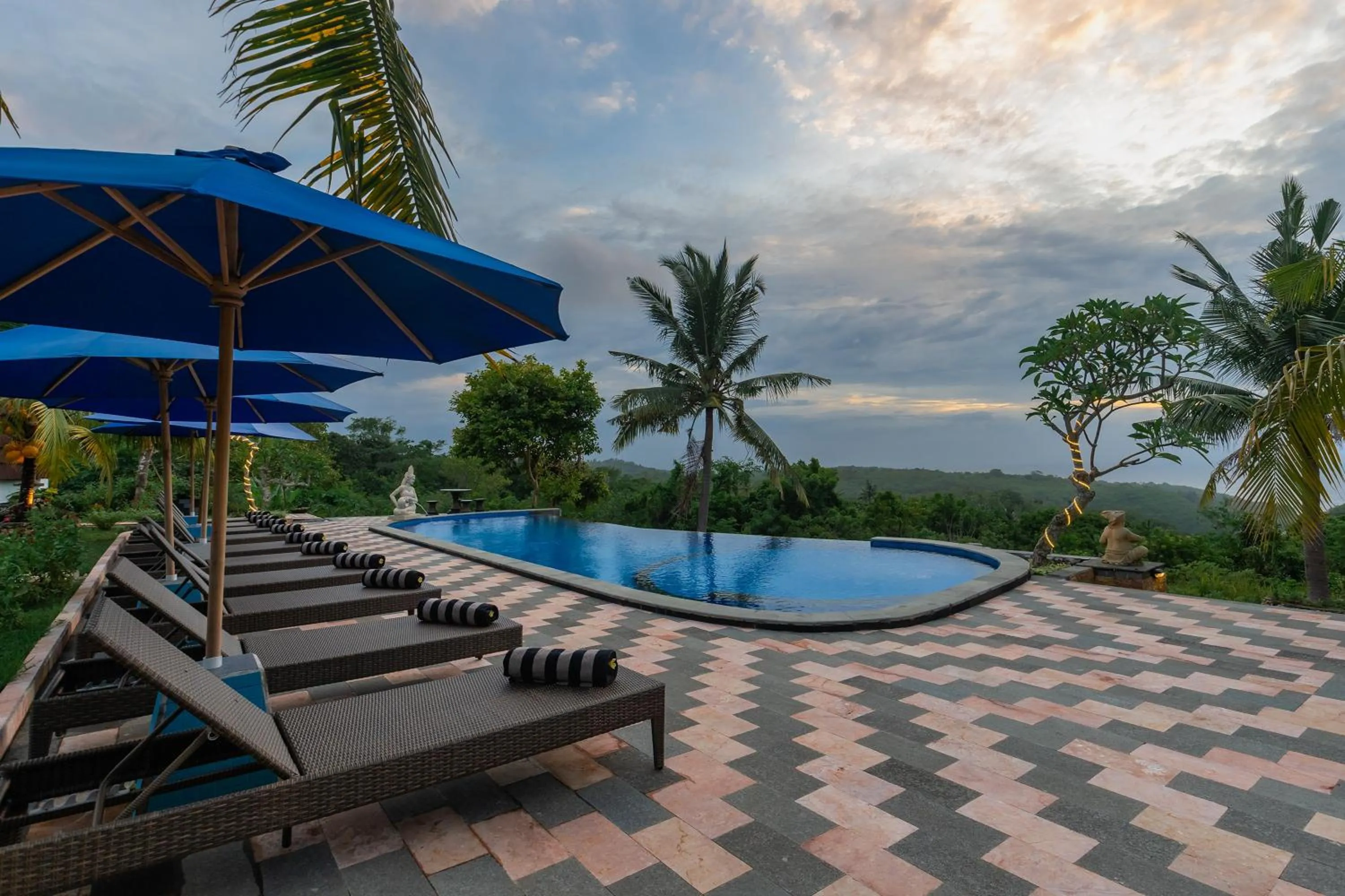Pool view in Penida Sunset Ocean View Bungalows