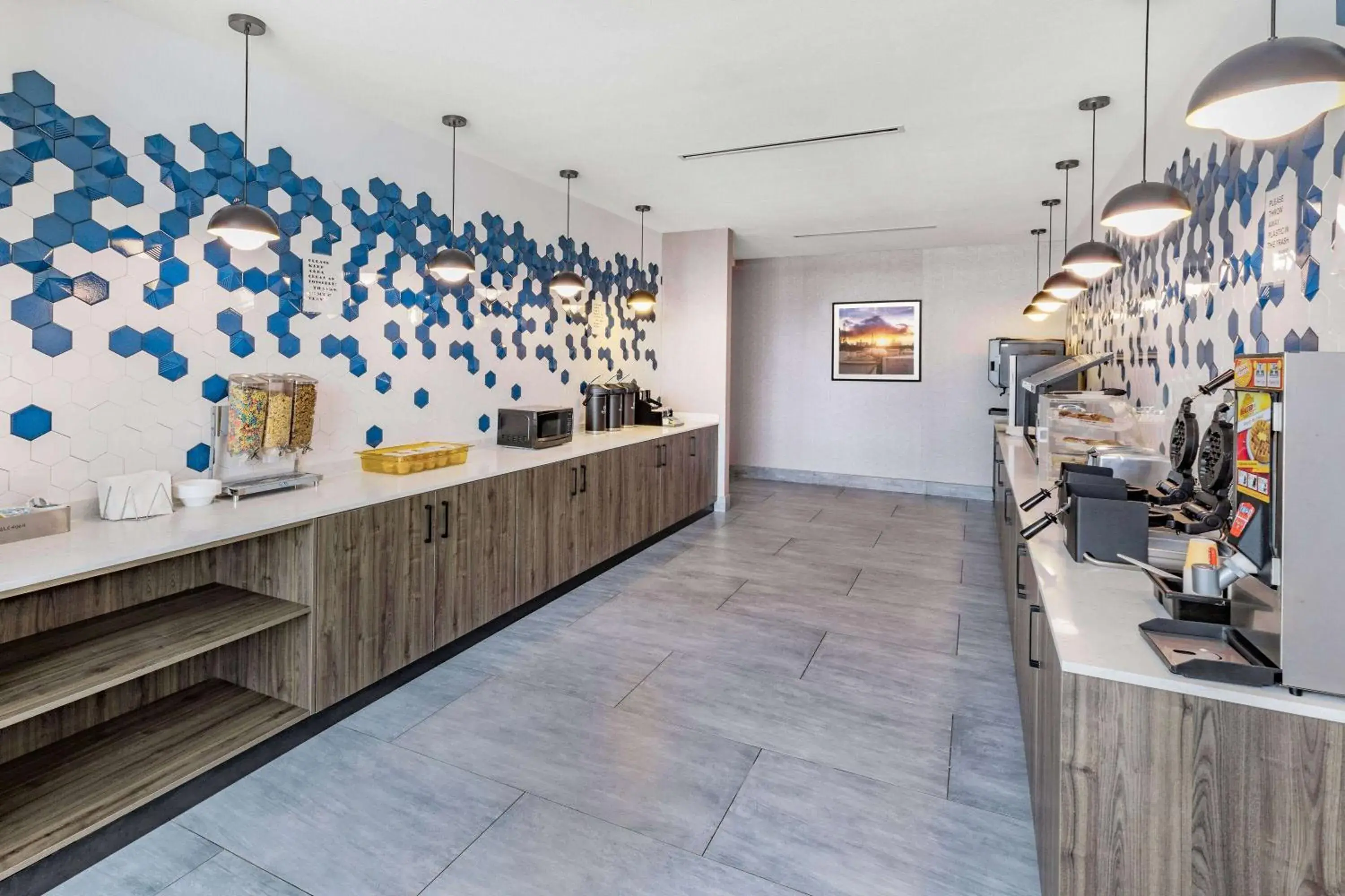 Restaurant/places to eat in La Quinta Inn & Suites by Wyndham Texas City I 45 Restaurant/places to eat in La Quinta Inn & Suites by Wyndham Texas City I 45