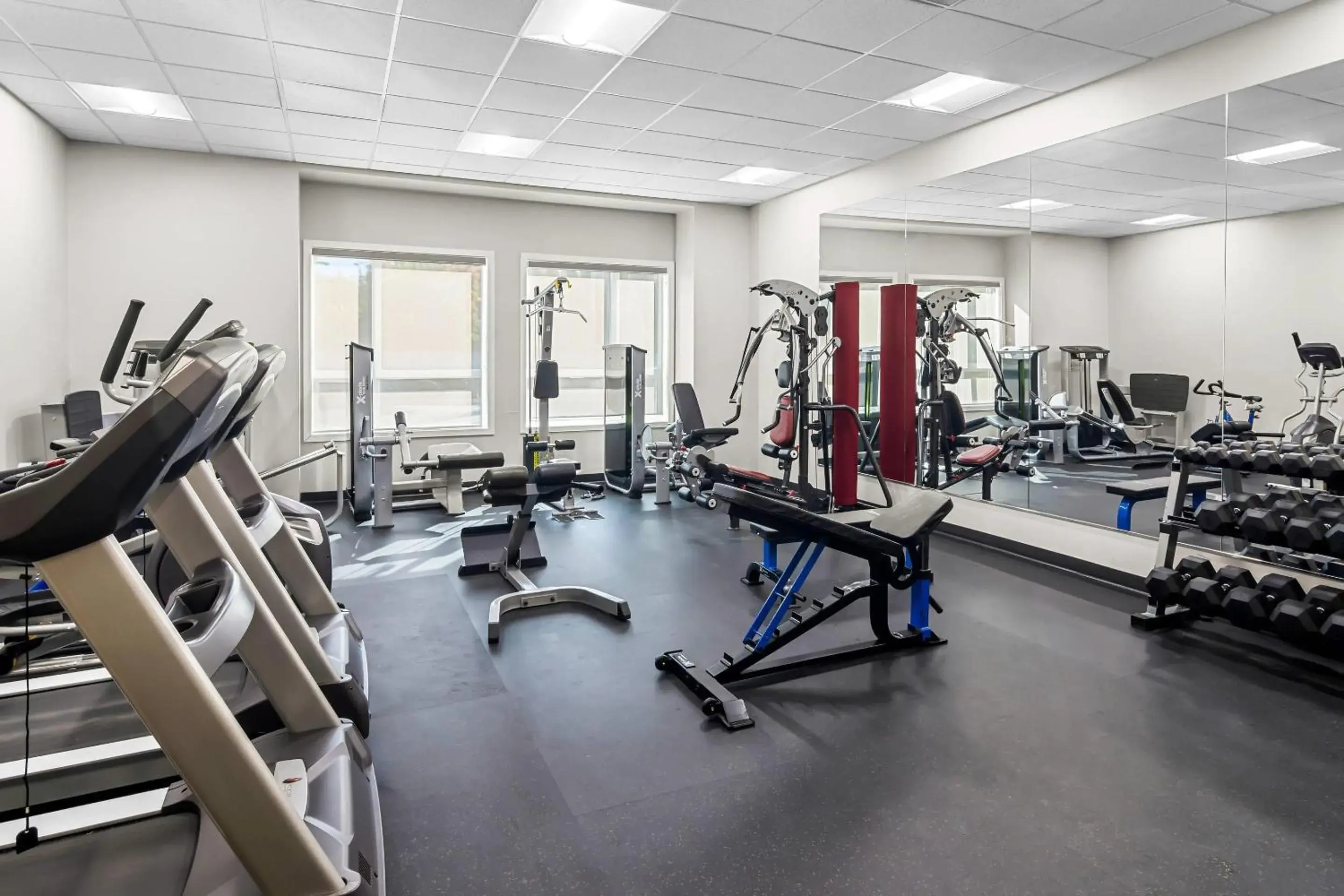 Fitness centre/facilities in Park Inn by Radisson, Kelowna Fitness centre/facilities in Park Inn by Radisson, Kelowna