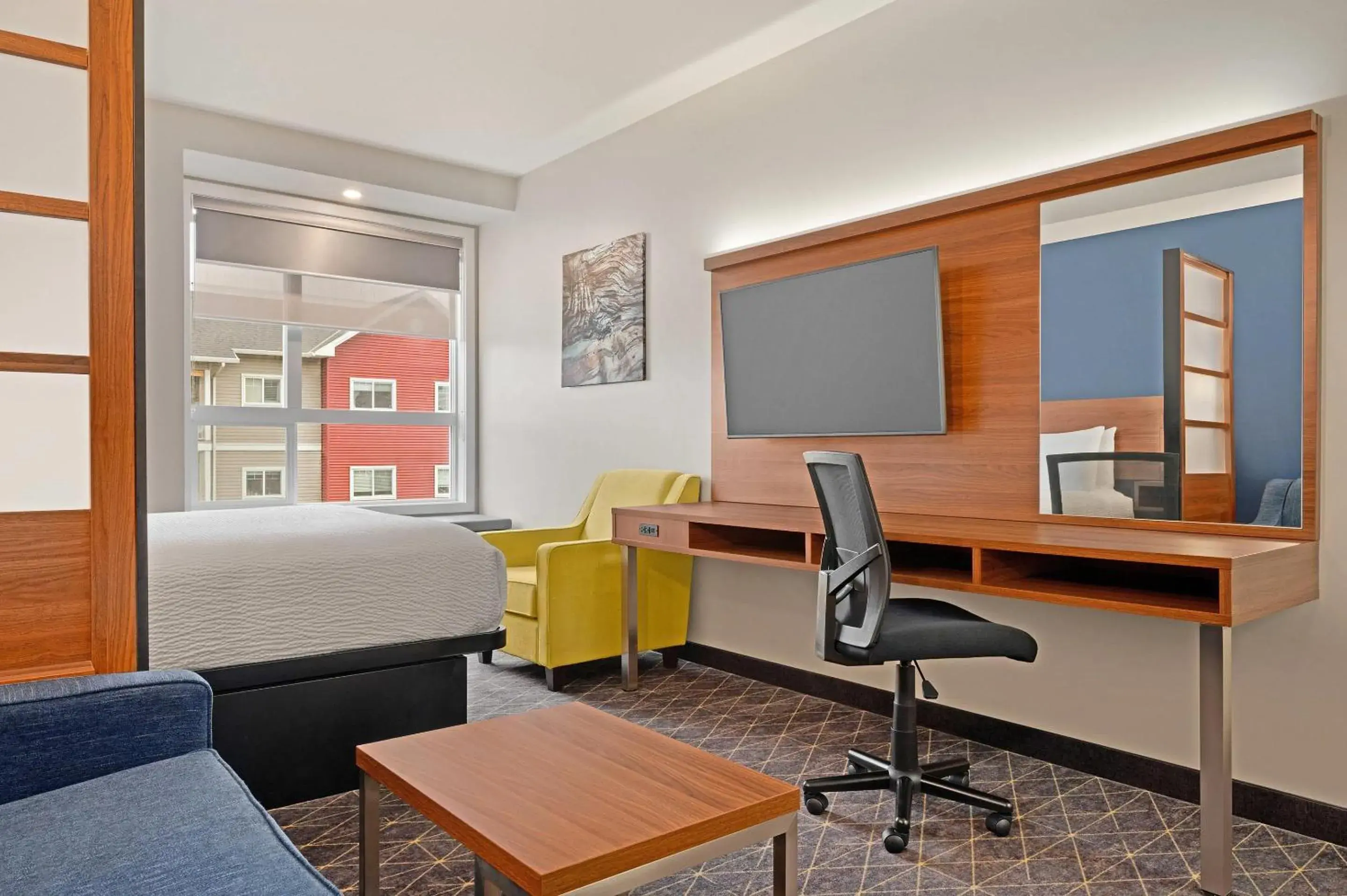 Bedroom, Bed in Park Inn by Radisson, Kelowna Bedroom, Bed in Park Inn by Radisson, Kelowna