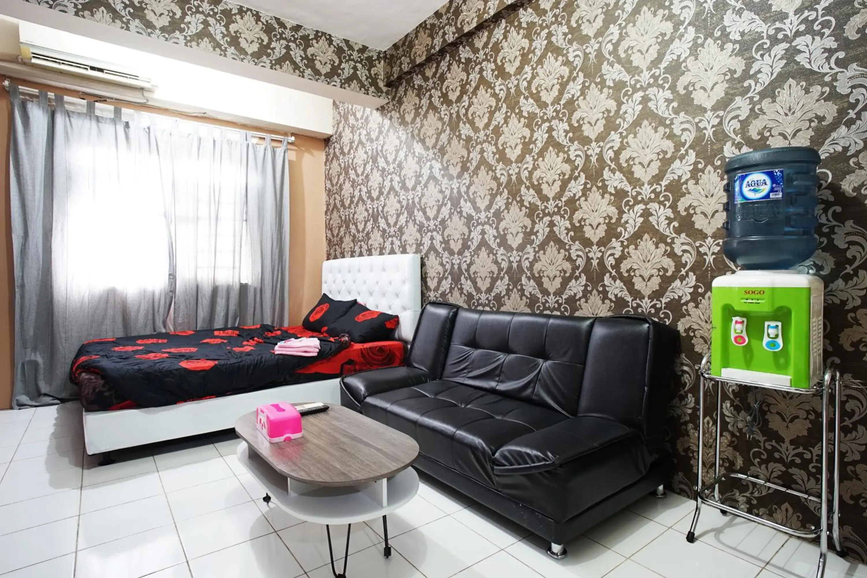 City Park Apartment by Anita City Park Apartment by Anita