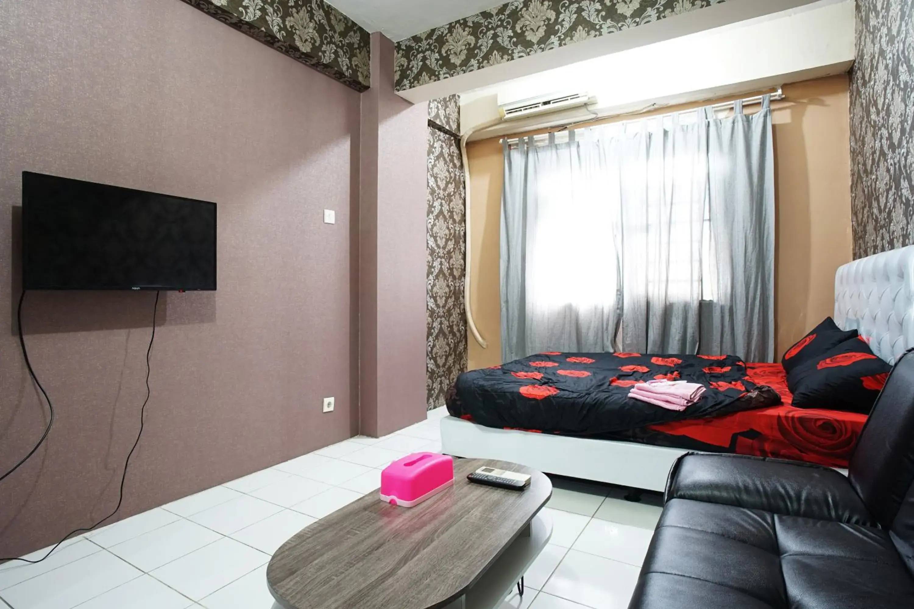 City Park Apartment by Anita City Park Apartment by Anita