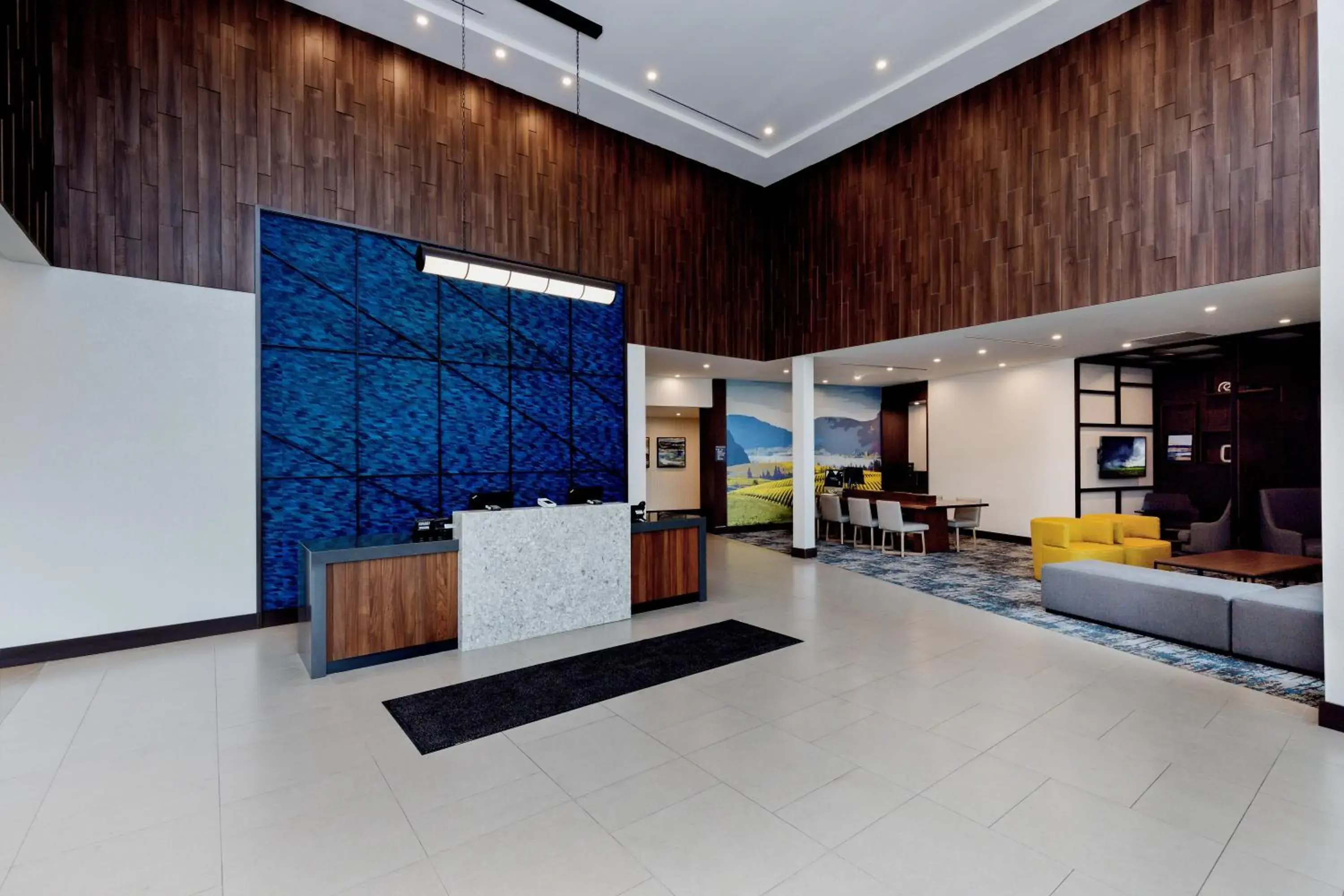 Lobby or reception in Hyatt Place Kelowna Lobby or reception in Hyatt Place Kelowna