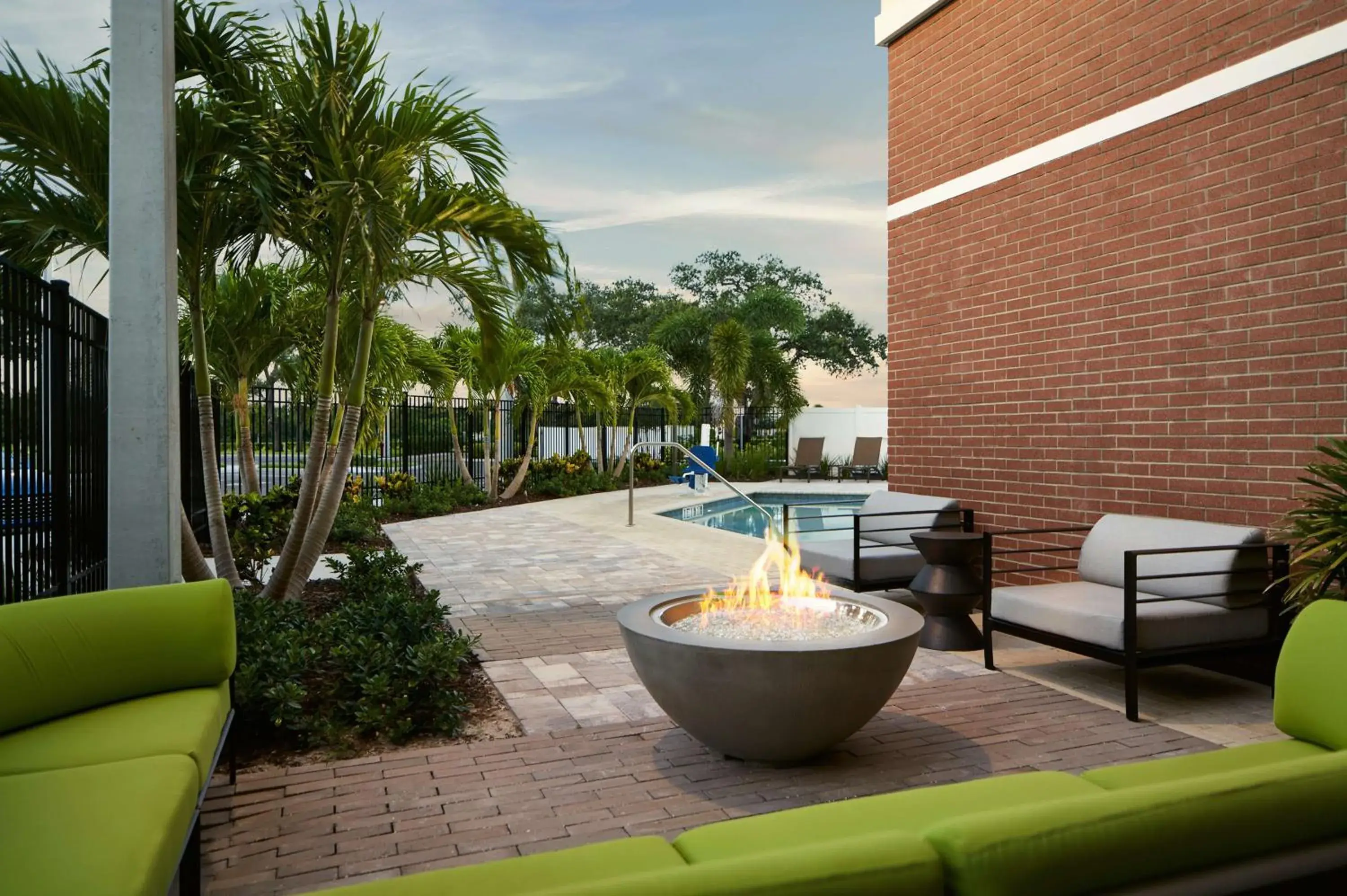 Lounge or bar in Hyatt Place Melbourne - Palm Bay - I-95 Lounge or bar in Hyatt Place Melbourne - Palm Bay - I-95