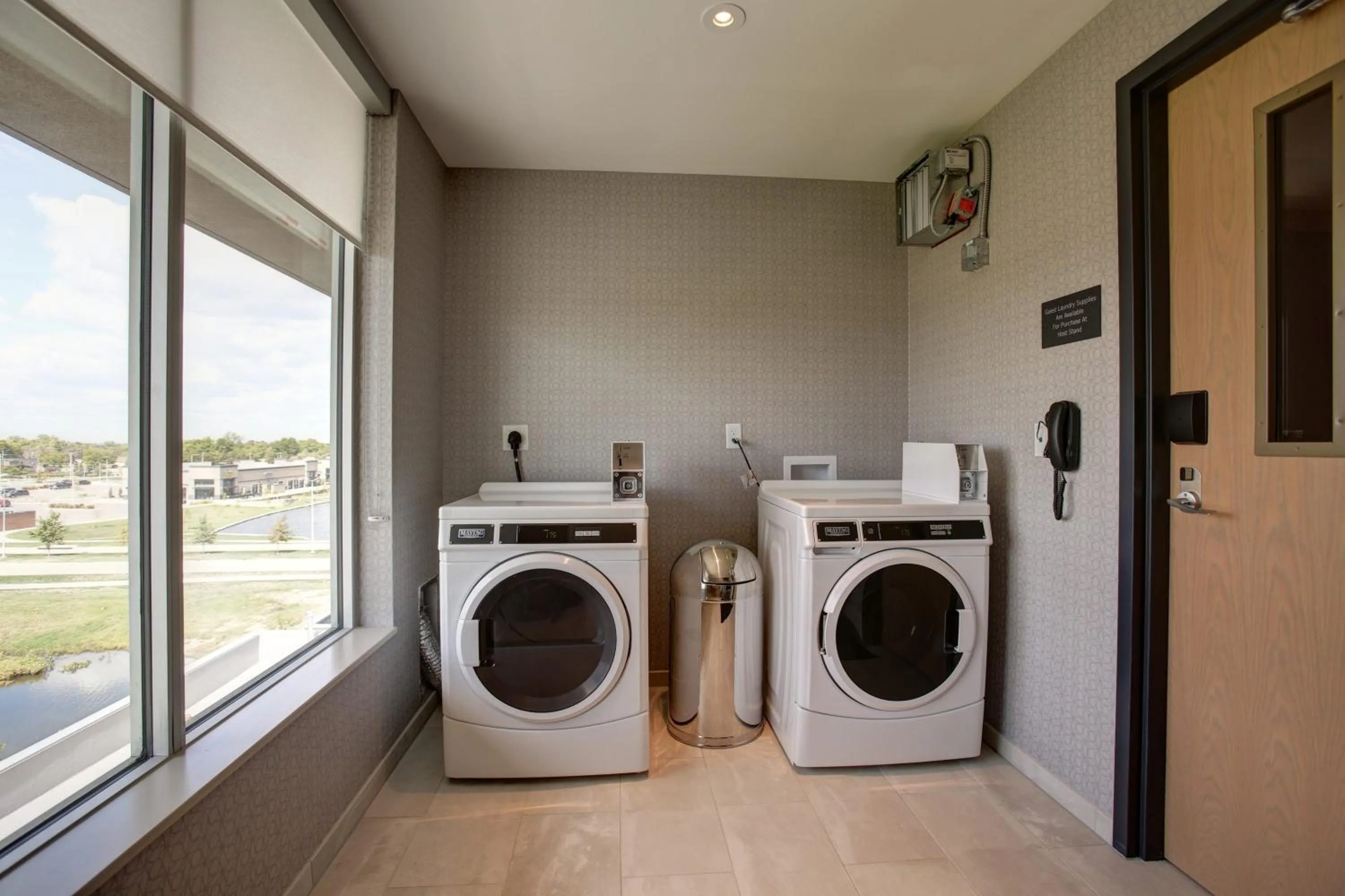 Area and facilities in Hyatt Place at Wichita State University