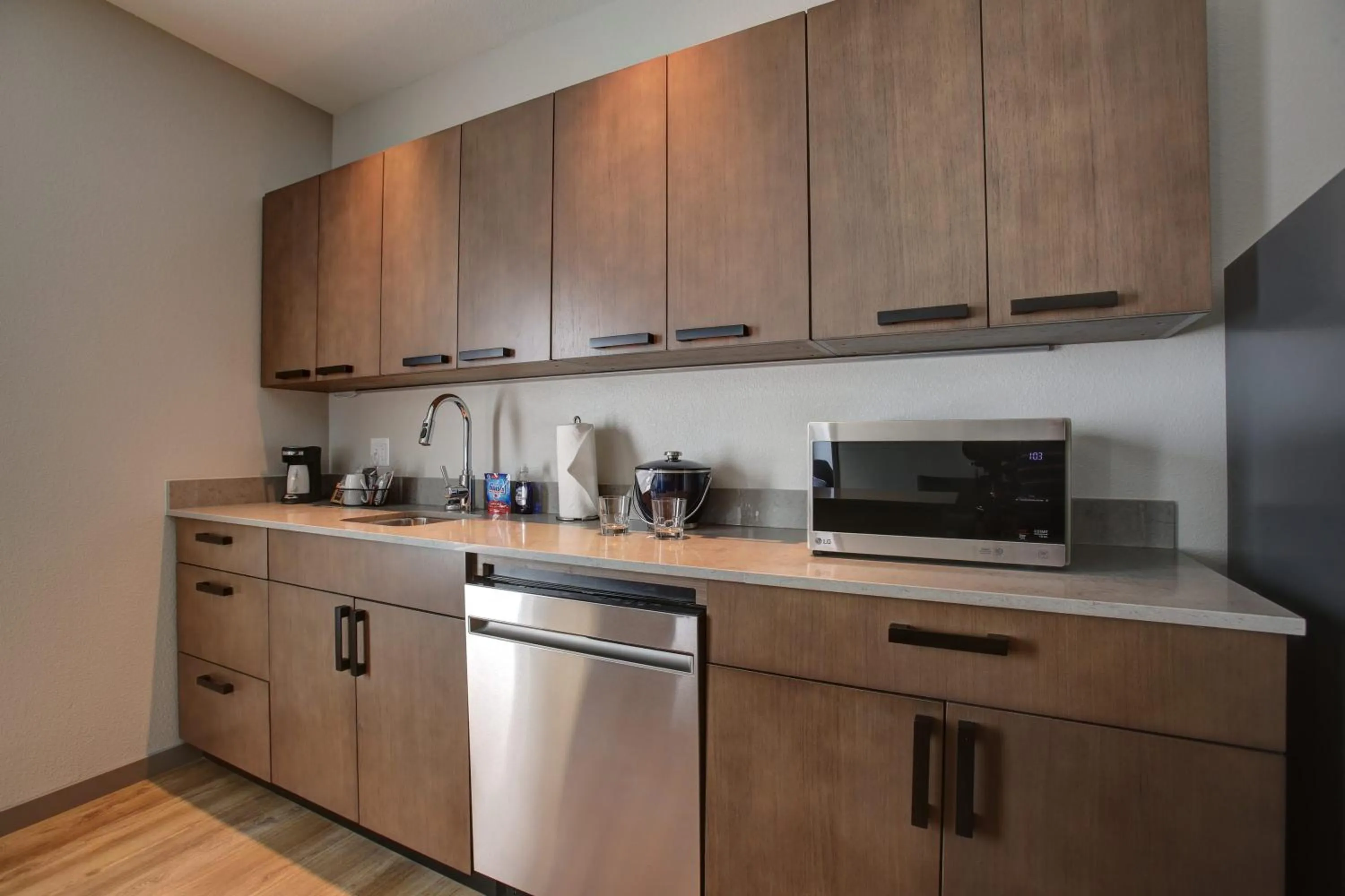 Kitchen or kitchenette in Hyatt Place at Wichita State University