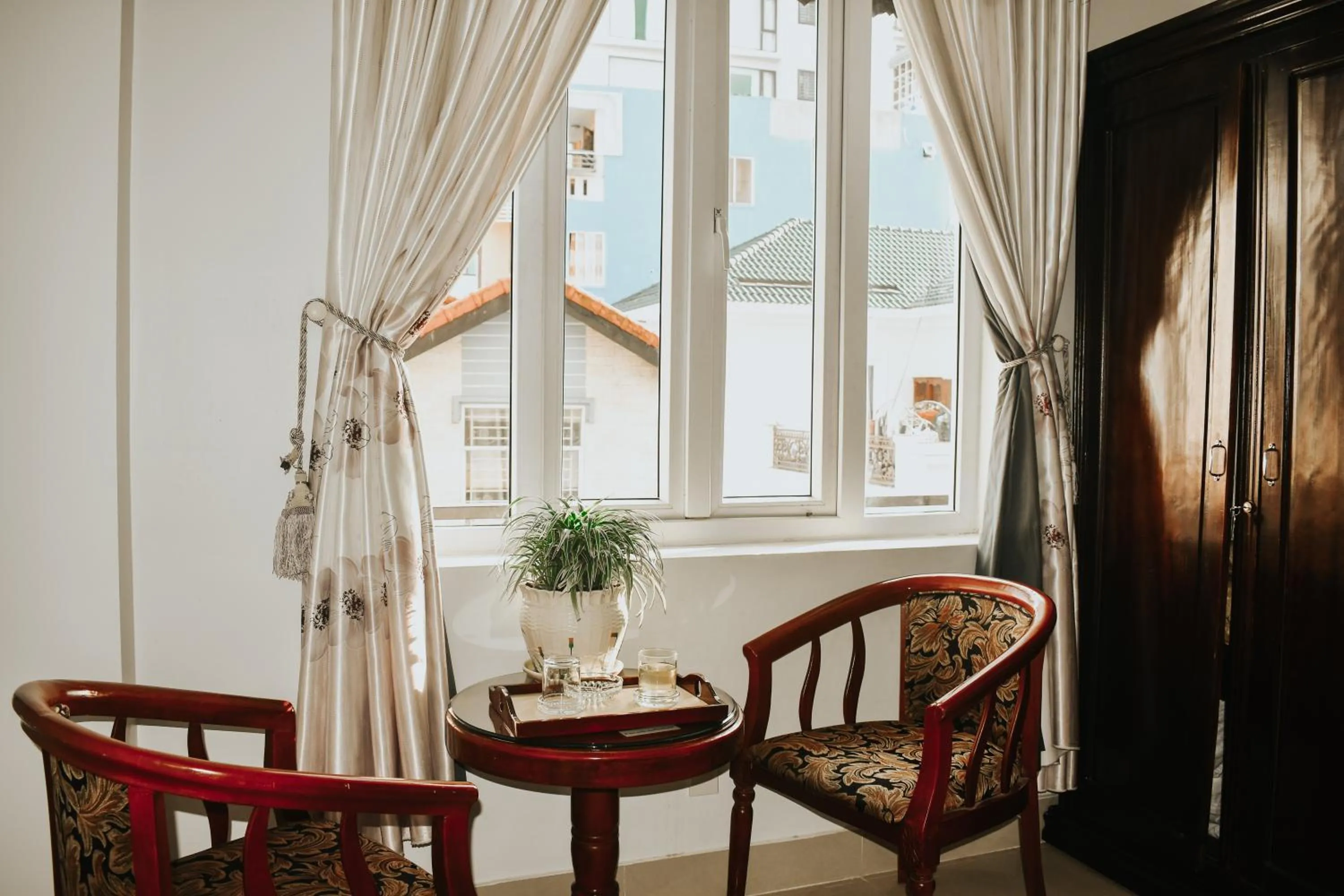 Photo of the whole room in Hue Harmony Hotel