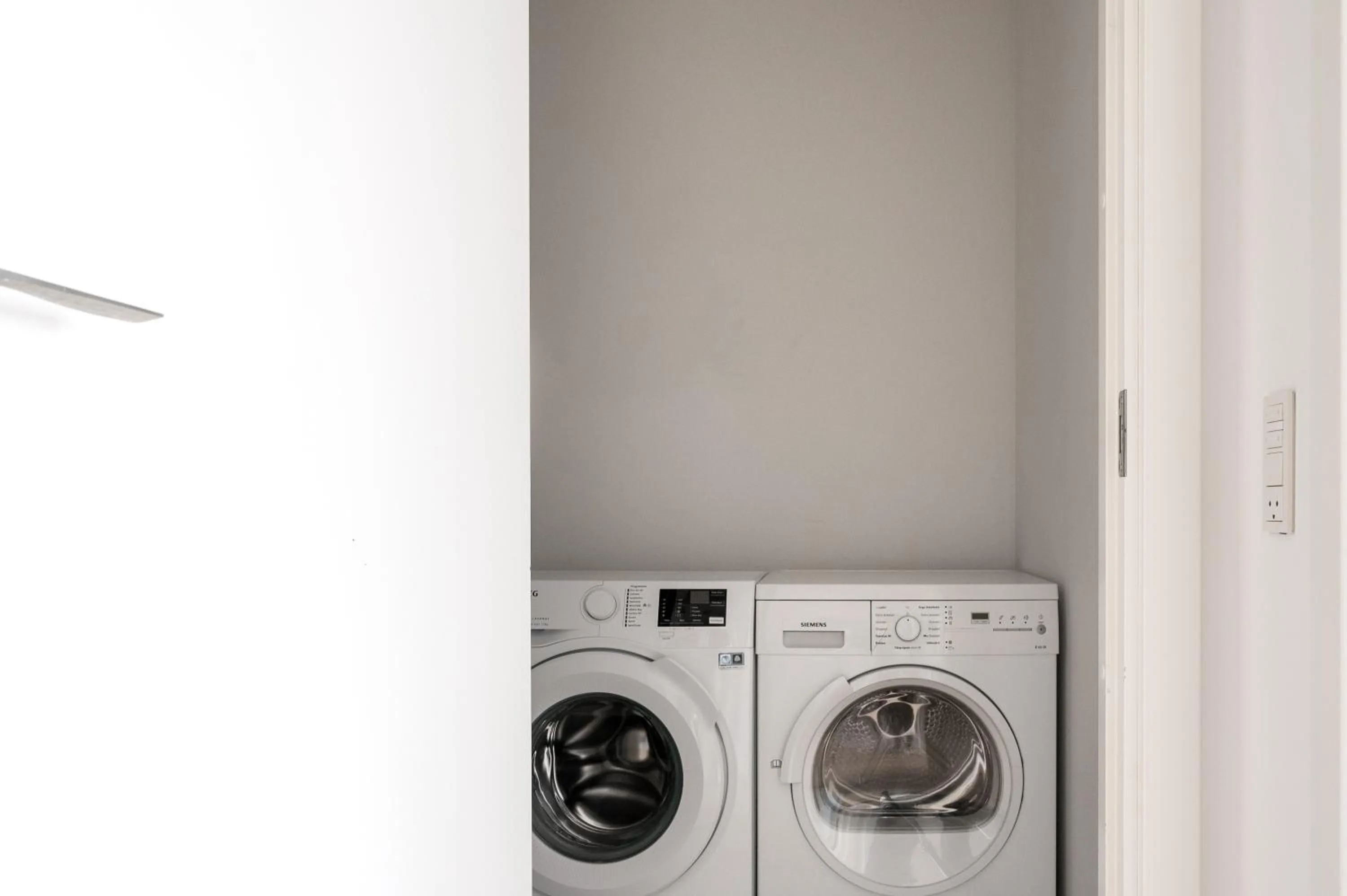 washing machine in The Pier apartments by Daniel&Jacob's