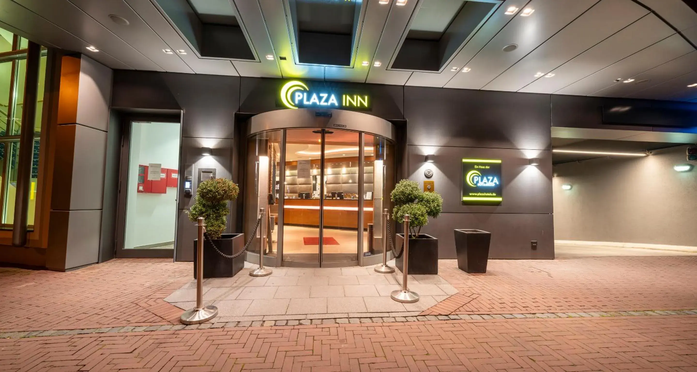 Facade/entrance in PLAZA INN Köln Pulheim Facade/entrance in PLAZA INN Köln Pulheim