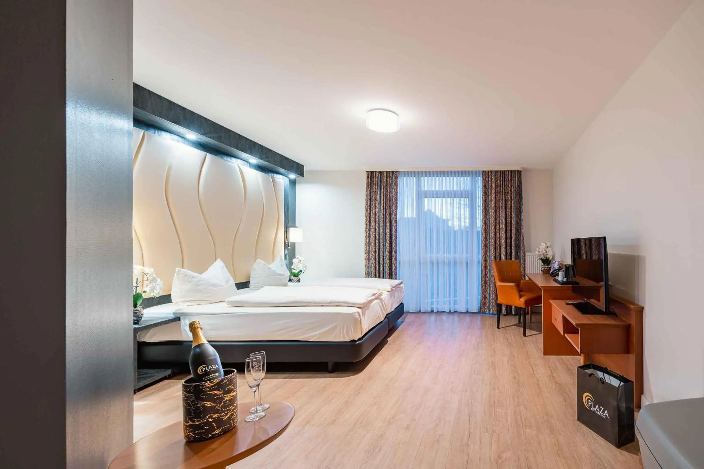 Bedroom, Bed in PLAZA INN Köln Pulheim