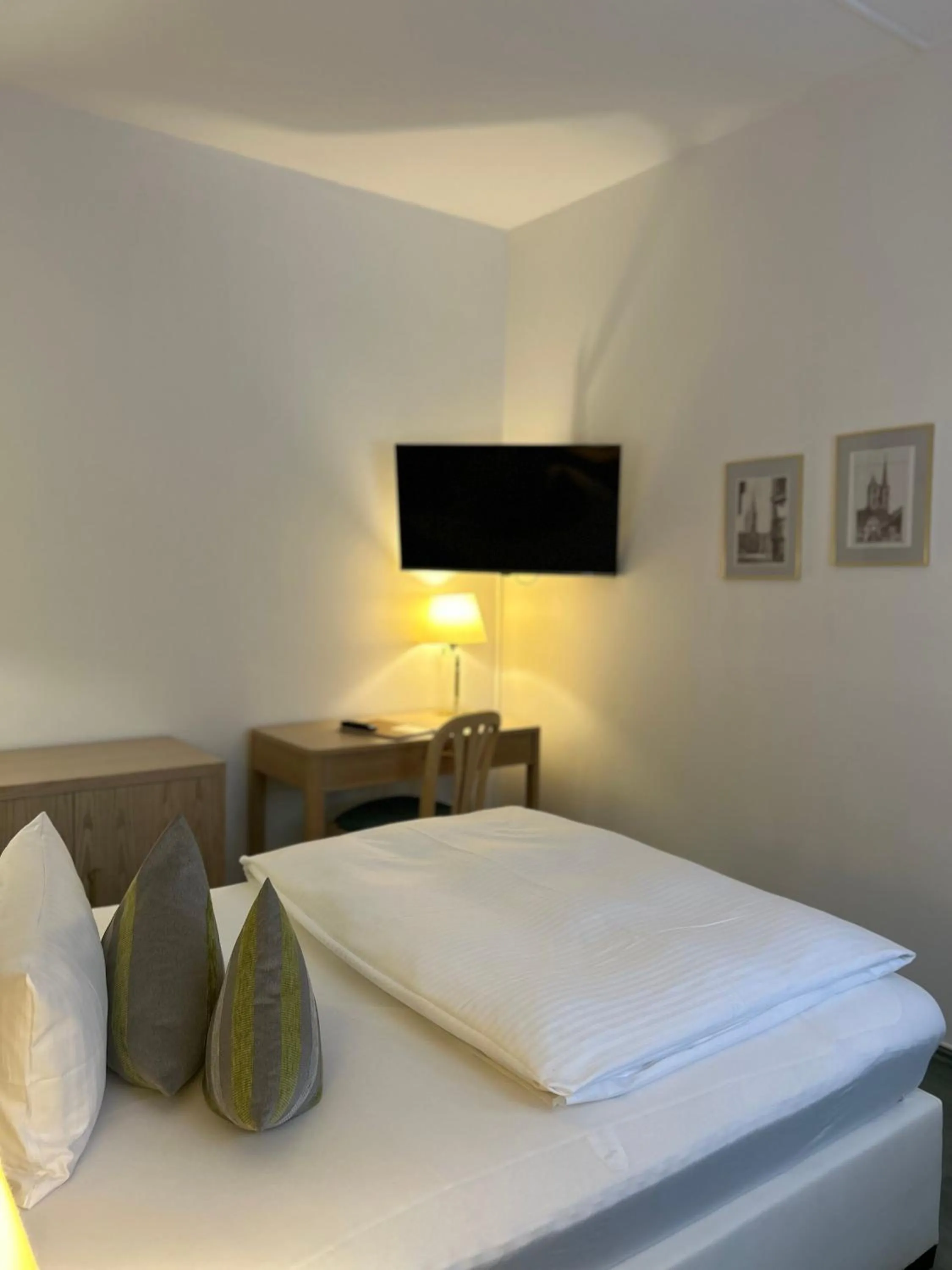 Bed in Hotel Am Grudenberg