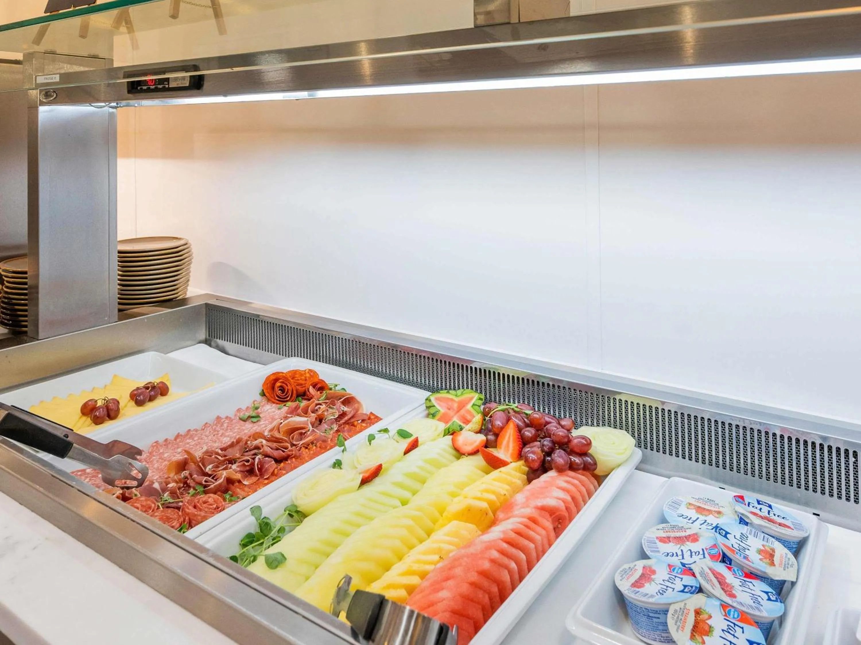 Breakfast in Mercure Newport