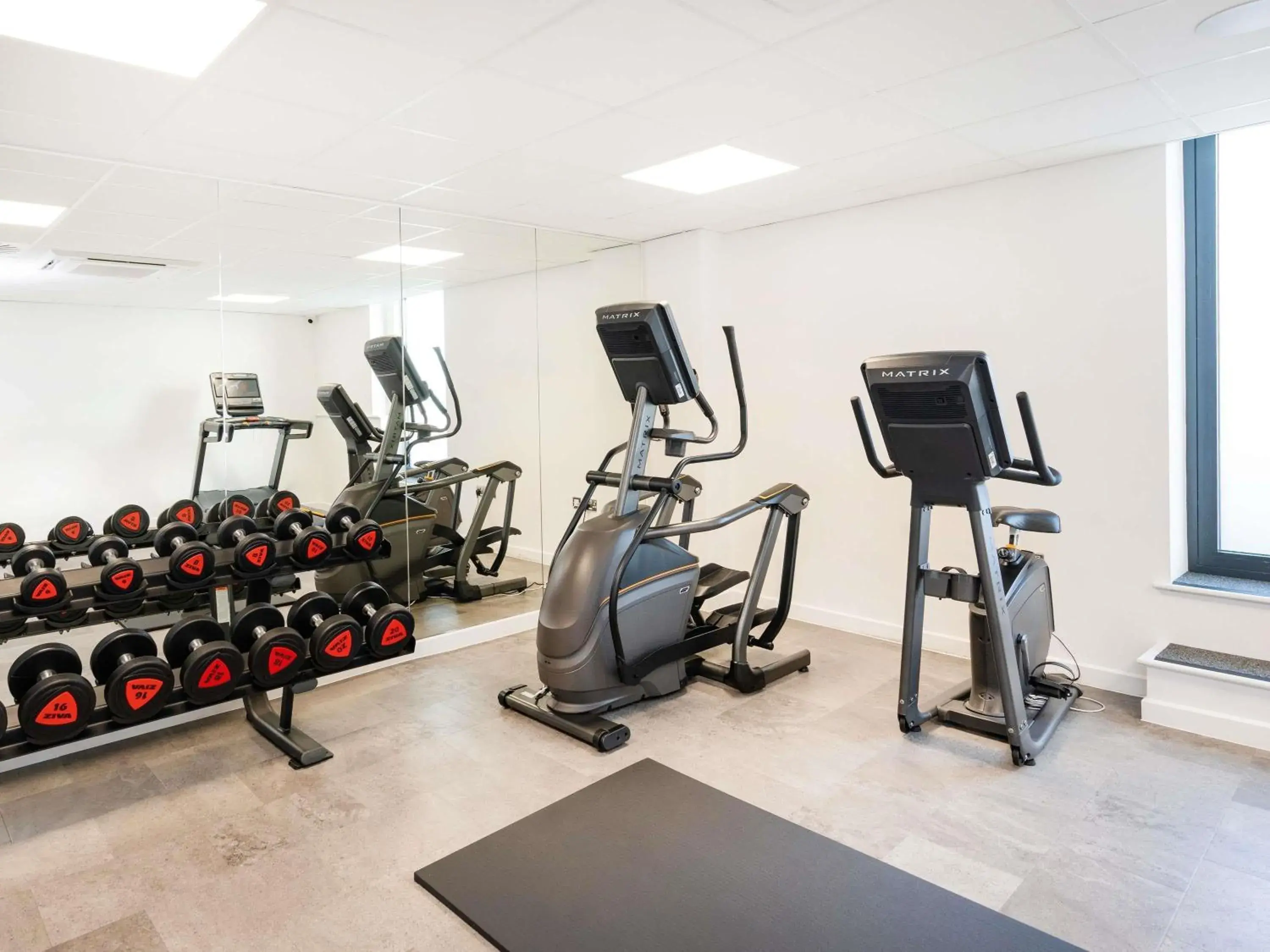 Fitness centre/facilities in Mercure Newport Fitness centre/facilities in Mercure Newport