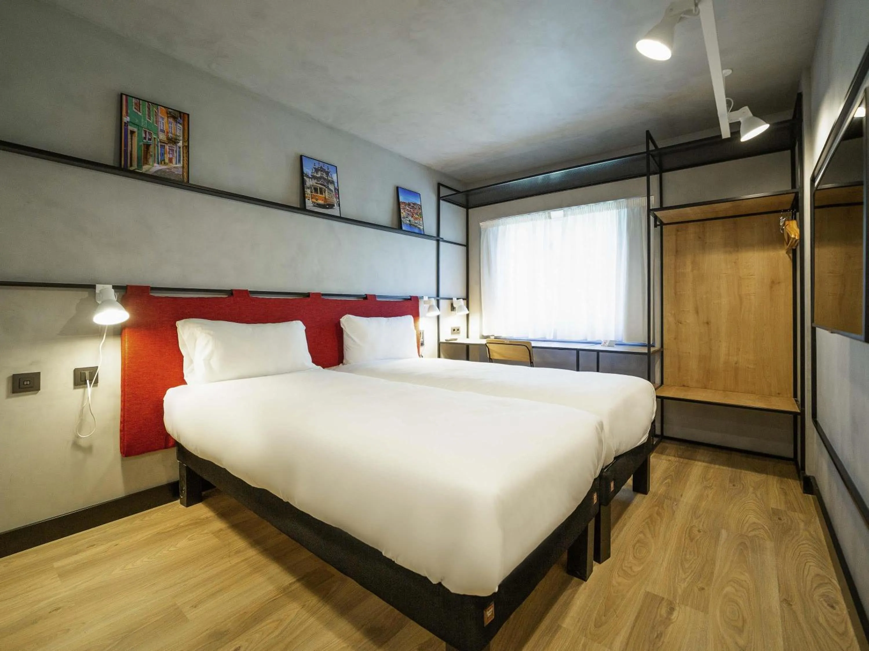 Bedroom, Bed in ibis Porto Centro Mercado Bolhao