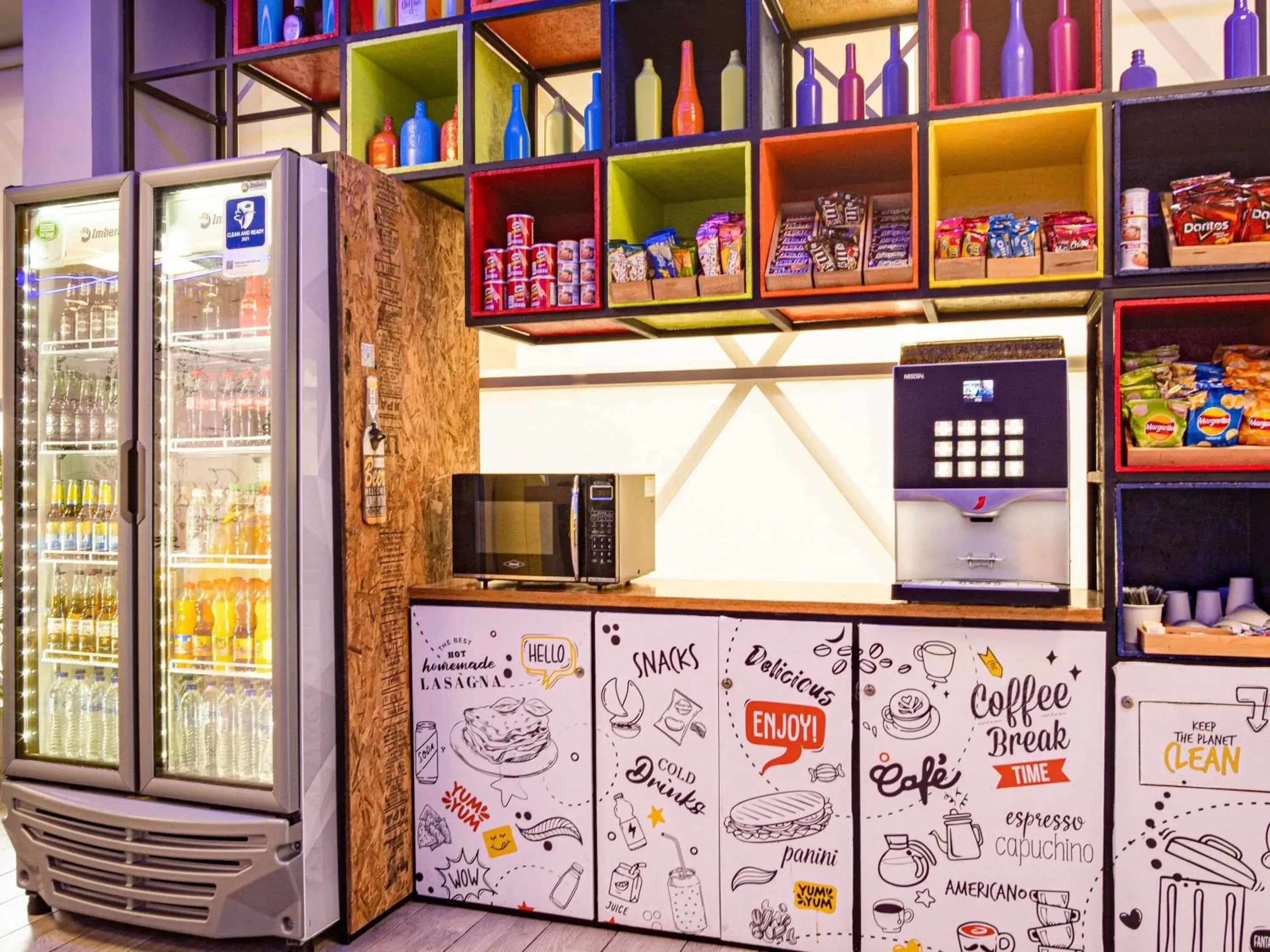 Property building in ibis budget Barranquilla Property building in ibis budget Barranquilla