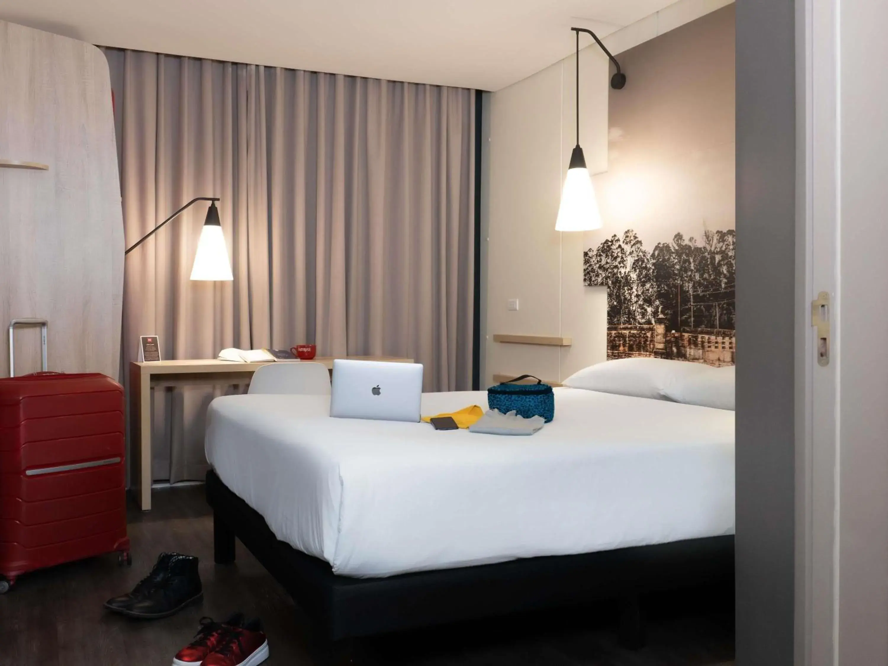 Bedroom, Bed in ibis Chia Bedroom, Bed in ibis Chia