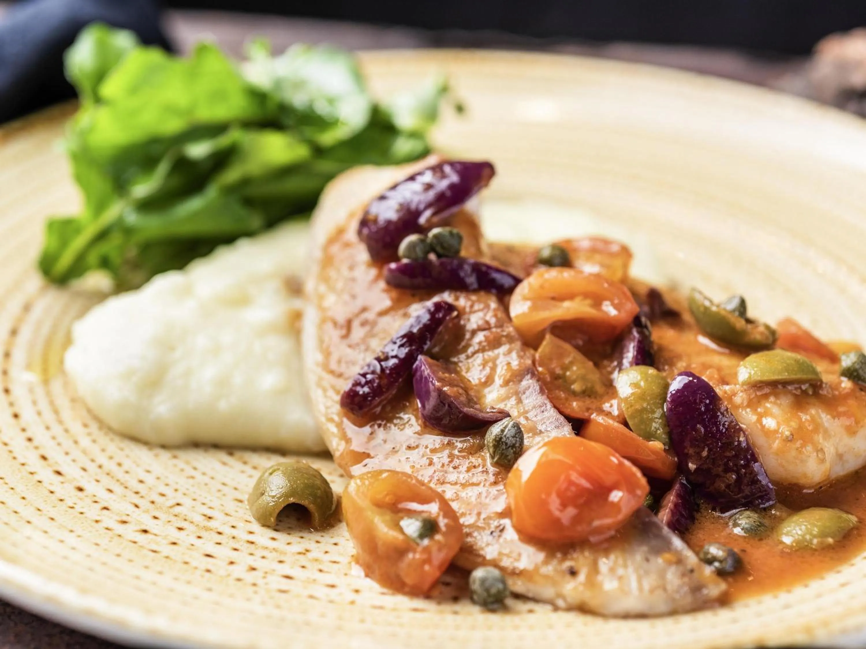 Restaurant/places to eat in ibis Chia