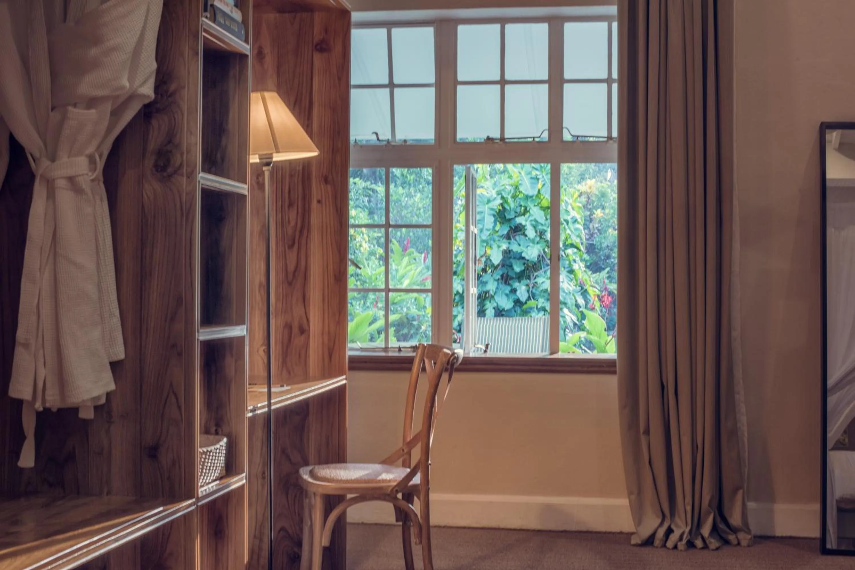 Bedroom in Nine Skies