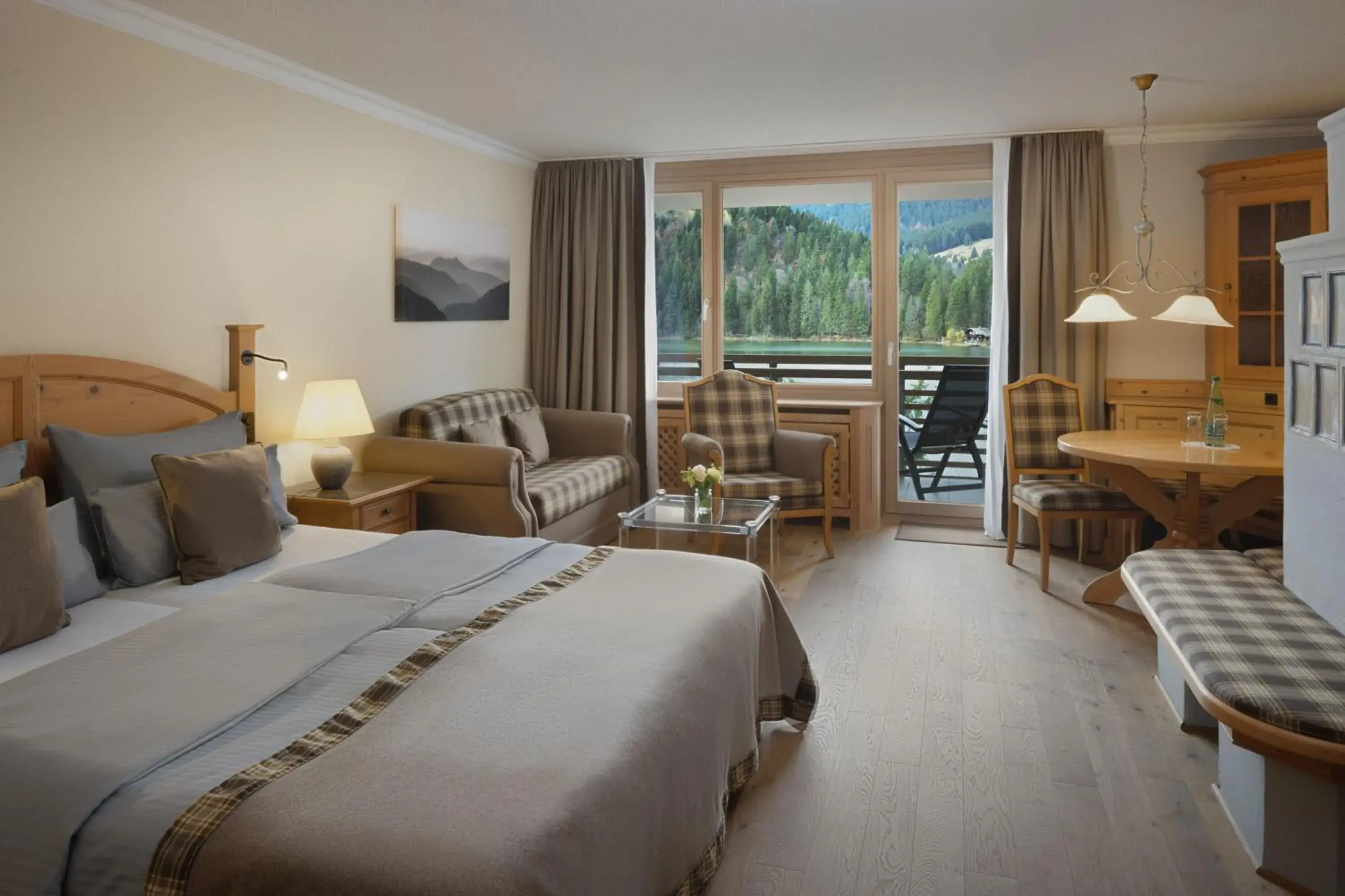 Photo of the whole room, Bed in Arabella Alpenhotel am Spitzingsee