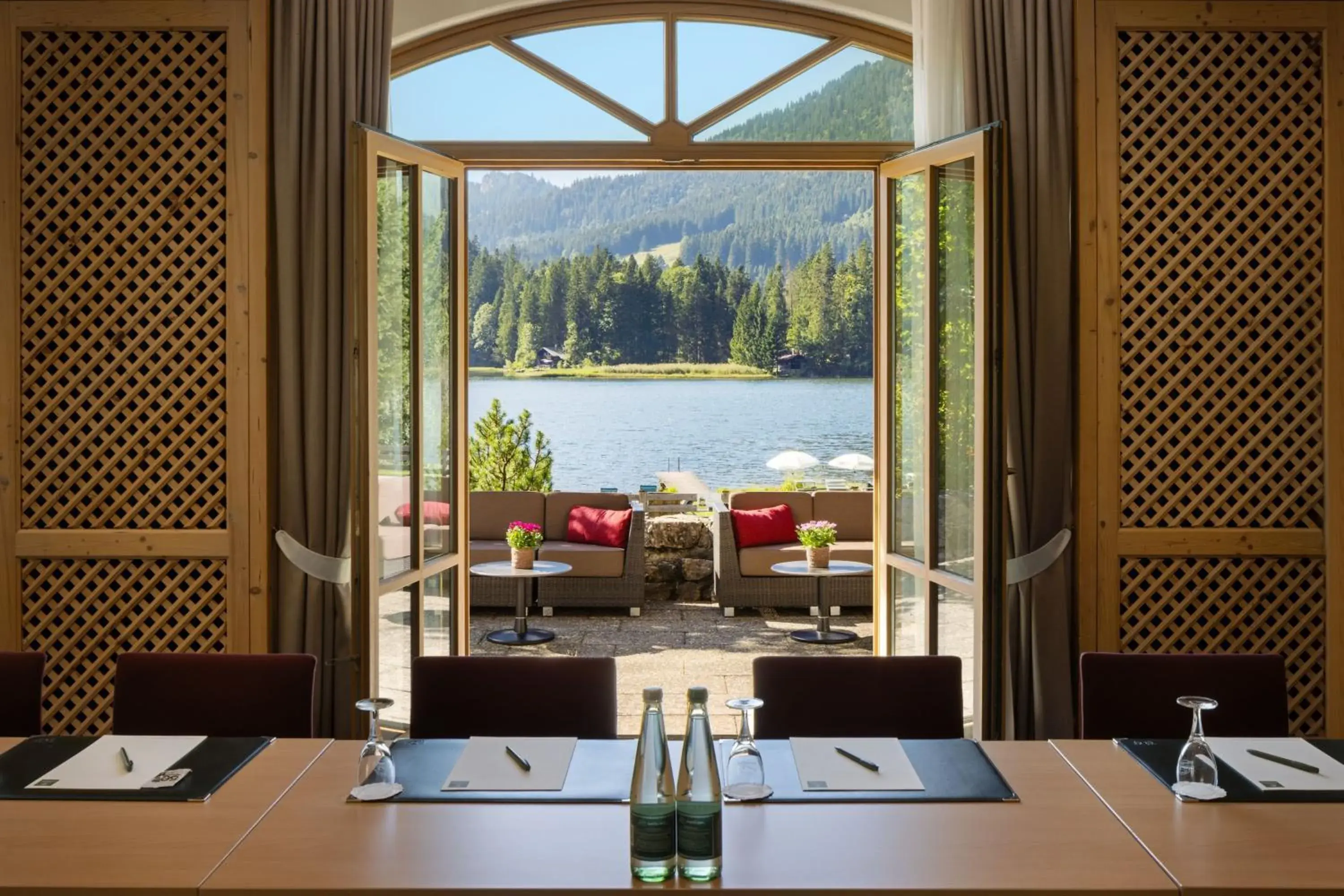 Meeting/conference room, Restaurant/Places to Eat in Arabella Alpenhotel am Spitzingsee