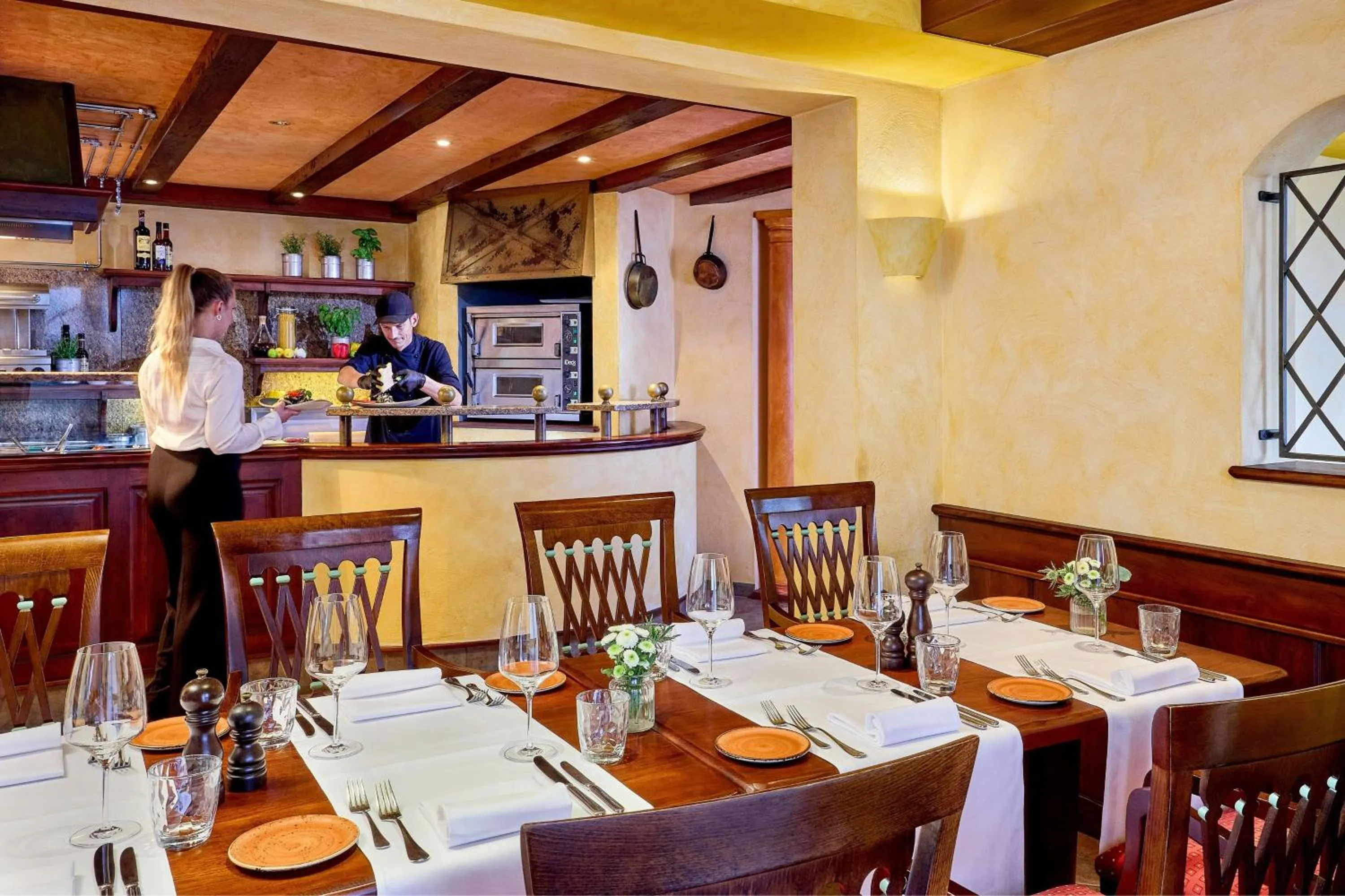 Meeting/conference room in Arabella Alpenhotel am Spitzingsee, a Tribute Portfolio Hotel