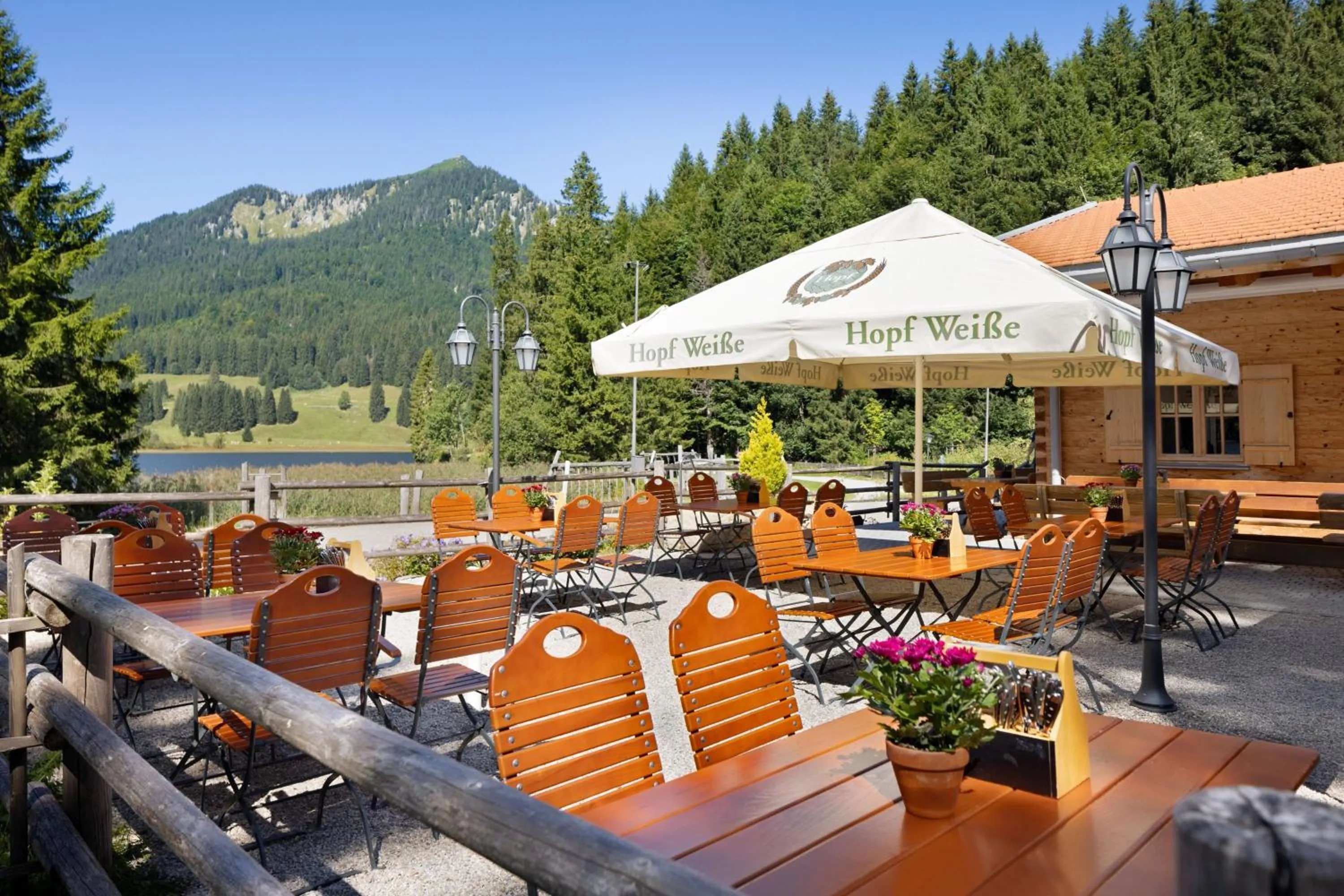 Restaurant/places to eat in Arabella Alpenhotel am Spitzingsee, a Tribute Portfolio Hotel