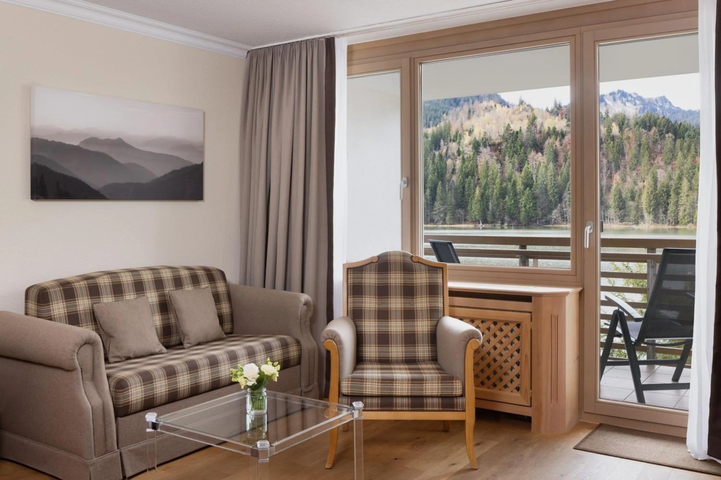 Photo of the whole room in Arabella Alpenhotel am Spitzingsee, a Tribute Portfolio Hotel