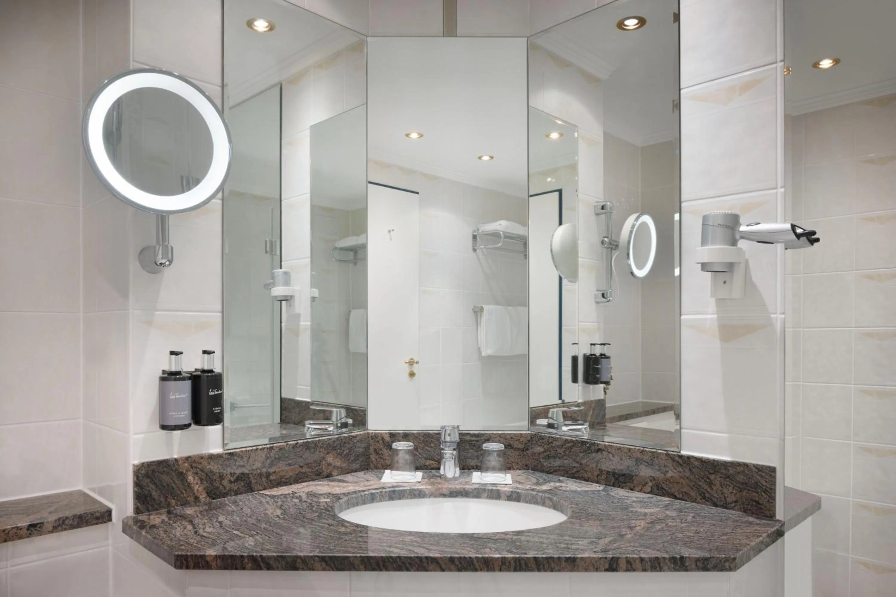 Bathroom in Arabella Alpenhotel am Spitzingsee, a Tribute Portfolio Hotel